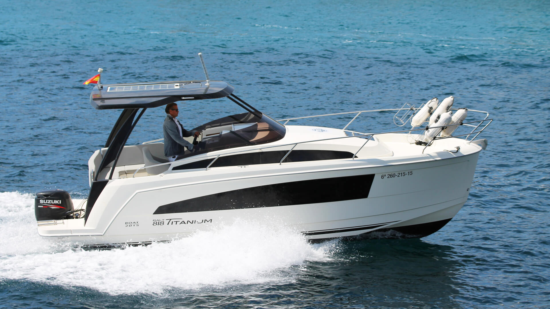 BaltYacht Balt 818 TYTAN, Balt 818 TYTAN, Balt 818, моторная яхта Balt 818 TYTAN, Полуглиссирующая яхта BaltYacht, Полуглиссирующее прогулочное судно BaltYacht