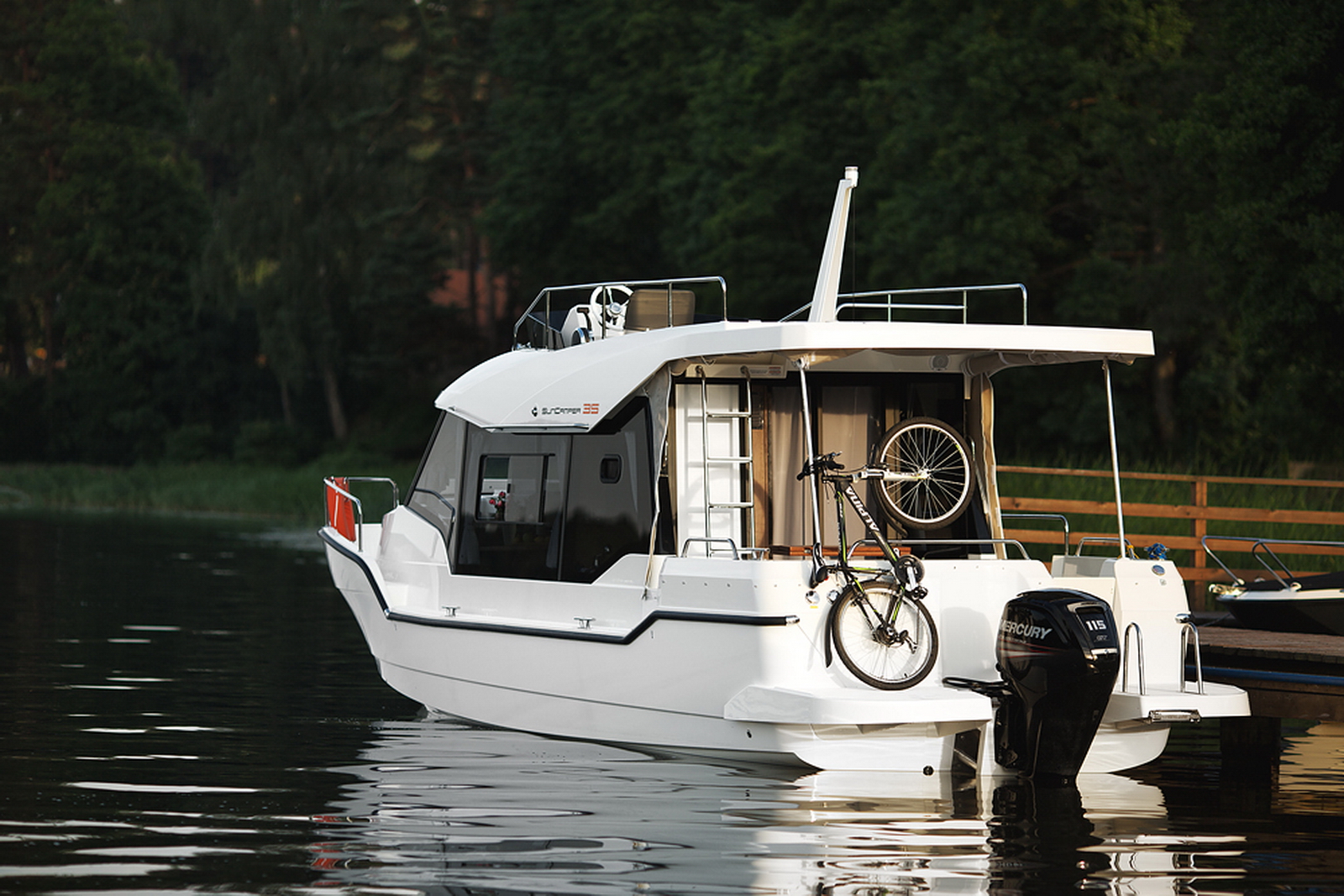 BaltYacht SunCamper 35, BaltYacht Sun Camper 35, SunCamper 35, Sun Camper 35, Balt SC35, Balt SC 35, Balt Хаусбот, HOUSEBOAT, водоизмещающее судно, плавучий дом