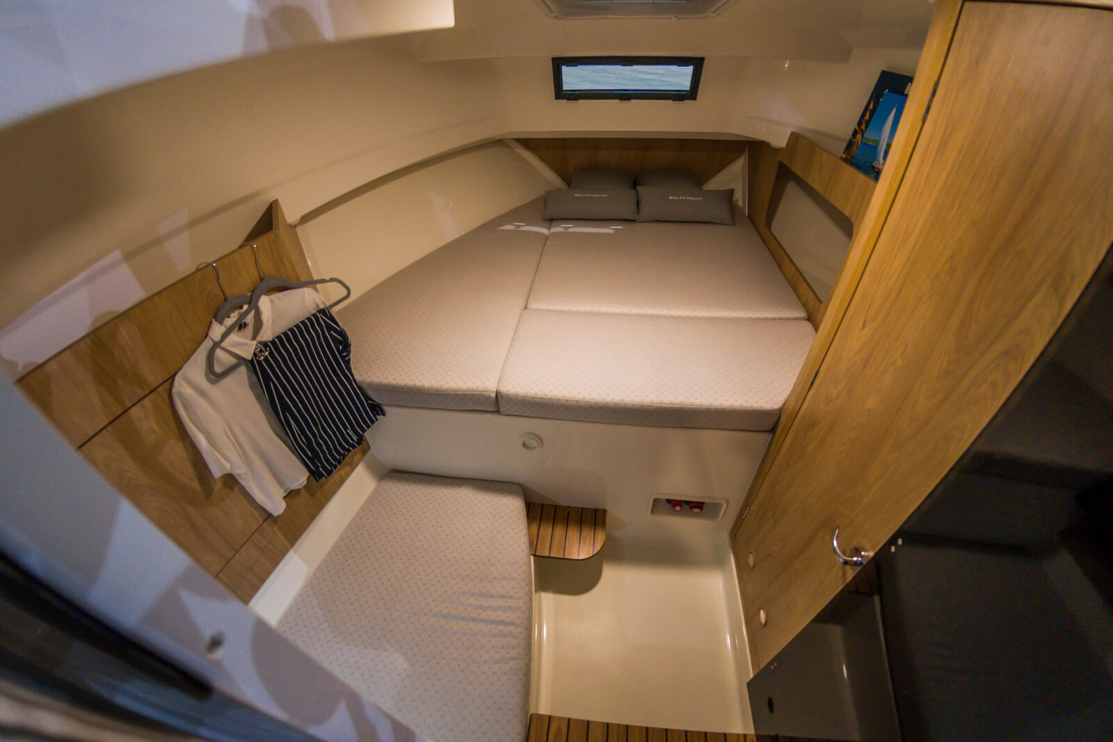 BaltYacht SunCamper 35, BaltYacht Sun Camper 35, SunCamper 35, Sun Camper 35, Balt SC35, Balt SC 35, Balt Хаусбот, HOUSEBOAT, водоизмещающее судно, плавучий дом