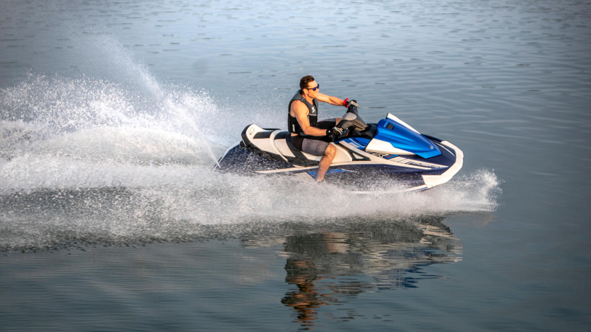 Гидроцикл Yamaha VX Cruiser High Output Yamaha VX Cruiser HO, Yamaha VX Cruiser High Output, Водный мотоцикл Yamaha VX Cruiser High Output, гидроцикл Yamaha VX Cruiser High Output