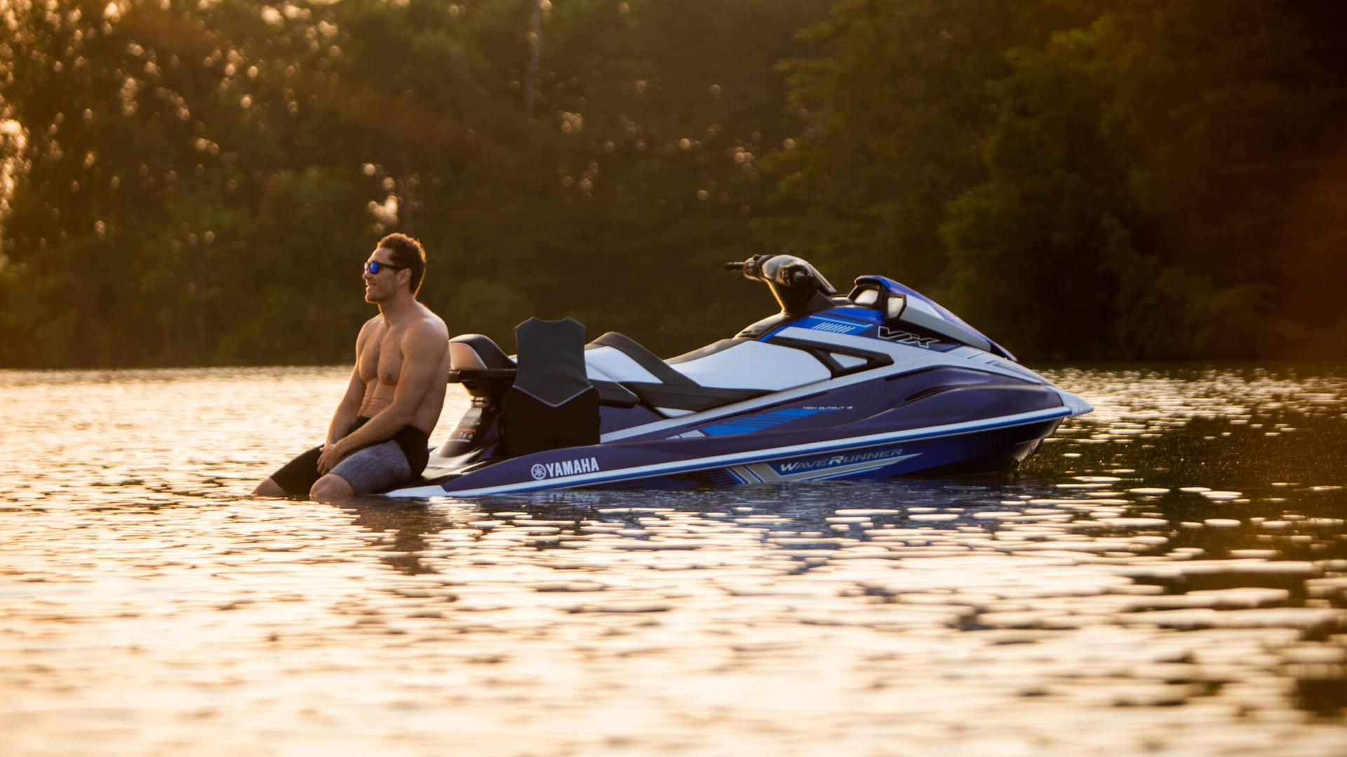 Гидроцикл Yamaha VX Cruiser High Output Yamaha VX Cruiser HO, Yamaha VX Cruiser High Output, Водный мотоцикл Yamaha VX Cruiser High Output, гидроцикл Yamaha VX Cruiser High Output