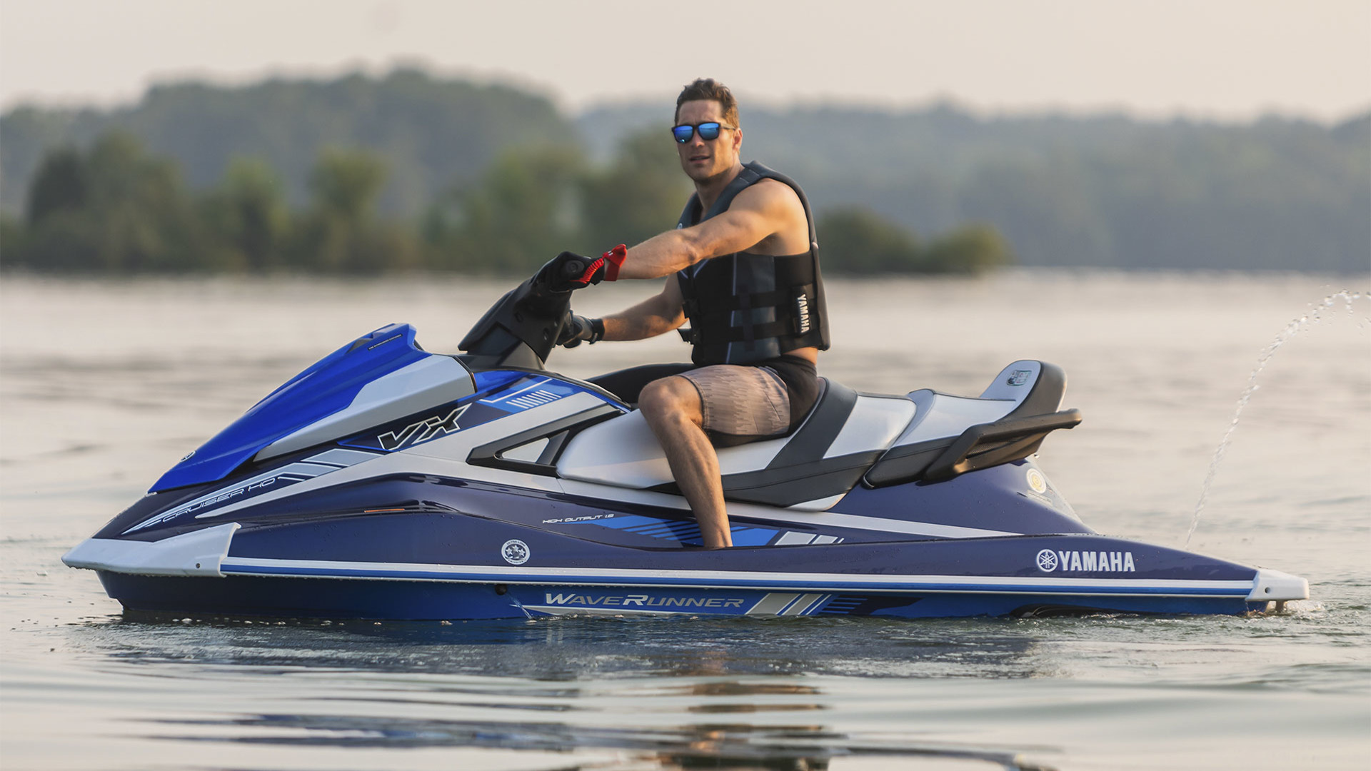 Гидроцикл Yamaha VX Cruiser High Output Yamaha VX Cruiser HO, Yamaha VX Cruiser High Output, Водный мотоцикл Yamaha VX Cruiser High Output, гидроцикл Yamaha VX Cruiser High Output