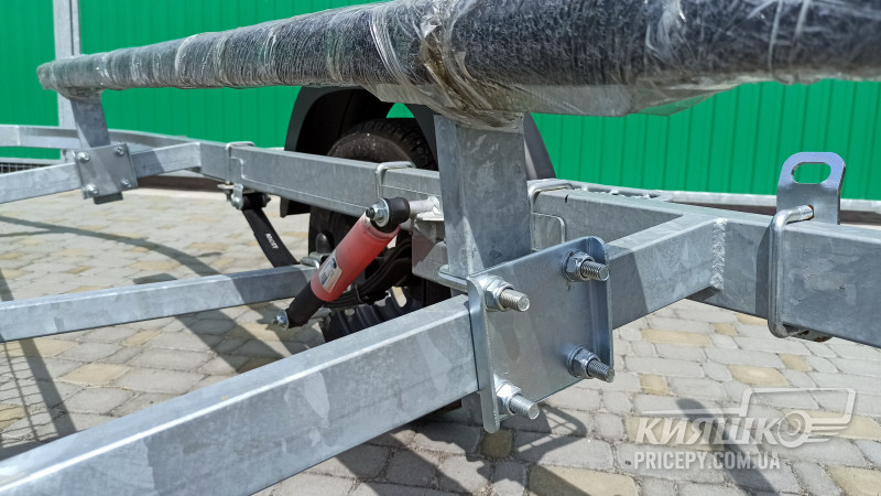 Прицеп для перевозки лодки длиной до 4,70 м 53PL1109 Прицеп для перевозки лодки 53PL1109, Прицеп для перевозки лодки, Прицеп для лодки, Лодочный прицеп, Трейлер для лодки, Лодочный прицеп с одной осью, Одноосный прицеп для лодки, Прицеп Кияшко для перевозки лодки, Причіп для перевезення човна 53PL1109, Причіп для човна, Причіп для перевезення човна, Причіп Кияшко