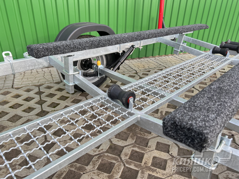Прицеп для перевозки лодки длиной до 5,00 м 55PL1111 Прицеп для перевозки лодки 55PL1111, Прицеп для перевозки лодки, Прицеп для лодки, Лодочный прицеп, Трейлер для лодки, Лодочный прицеп с одной осью, Одноосный прицеп для лодки, Прицеп Кияшко для перевозки лодки, Причіп для перевезення човна 55PL1111, Причіп для човна, Причіп для перевезення човна, Причіп Кияшко
