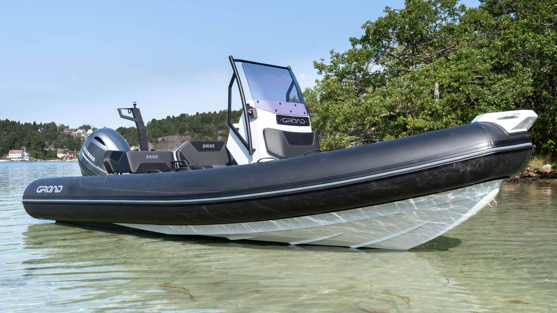 Надувная лодка с жестким дном GRAND Drive Line D600L GRAND Drive Line, GRAND Drive, GRAND D600L, GRAND Drive D600 LUX, GRAND RIB, Pro RIB, надувная лодка GRAND Drive D600L, Rigid Inflatable Boats GRAND