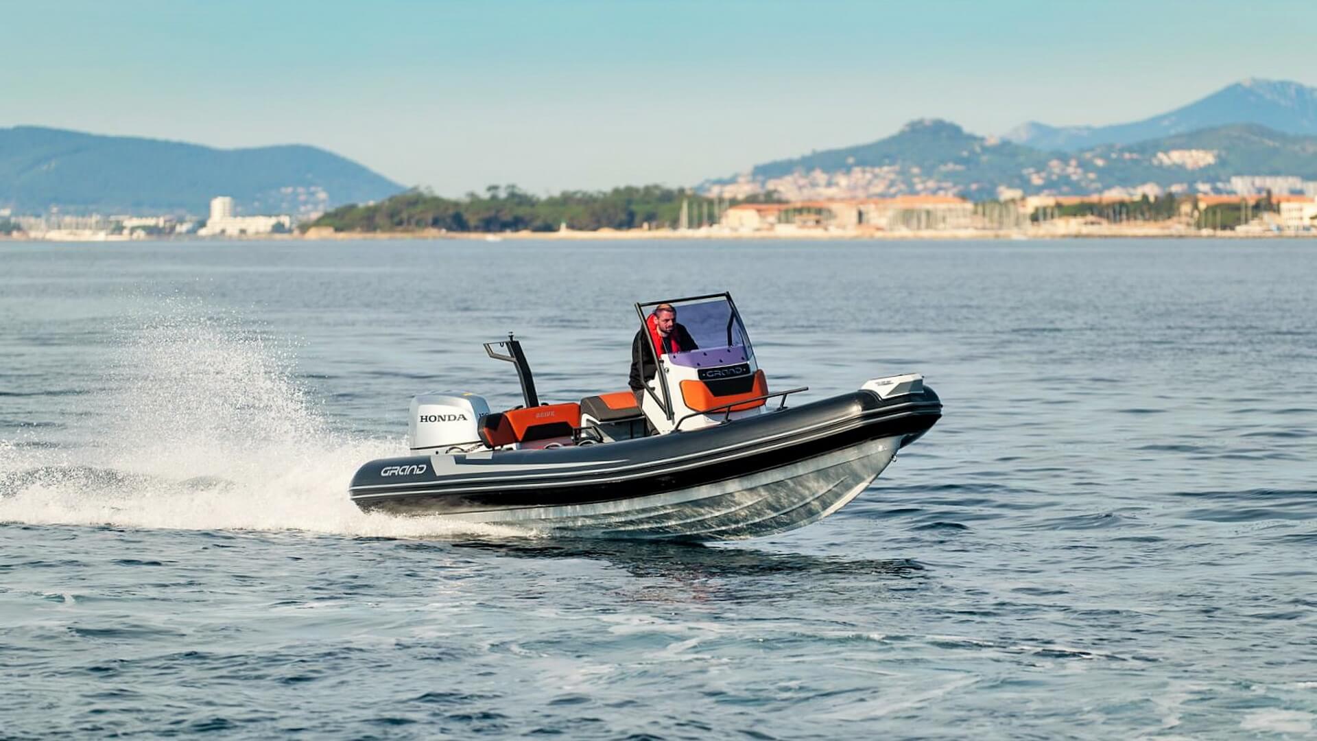 Надувная лодка с жестким дном GRAND Drive Line D600L GRAND Drive Line, GRAND Drive, GRAND D600L, GRAND Drive D600 LUX, GRAND RIB, Pro RIB, надувная лодка GRAND Drive D600L, Rigid Inflatable Boats GRAND