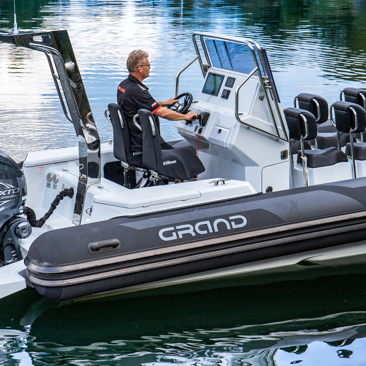 GRAND Drive Line D950 - Надувная лодка с жестким дном (RIB) Надувная лодка GRAND Drive Line D950, Grand Drive Line D950, GRAND D950, D950, Надувная лодка GRAND D950, Надувная лодка RIB GRAND, Надувная лодка с жестким дном GRAND D950, GRAND Drive 950, RIB лодка