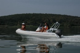 Надувная лодка с жестким дном GRAND Golden Line G480LF, Надувная лодка GRAND Golden Line G480LF, GRAND Golden Line G480LF, GRAND G480LF, Надувная лодка GRAND, Надувная лодка ГРАНД, Надувная лодка с жестким дном, RIB, Rigid Inflatable Boats