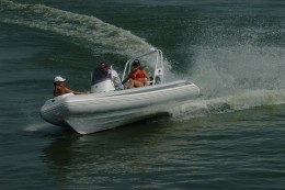 Надувная лодка с жестким дном GRAND Golden Line G480LF, Надувная лодка GRAND Golden Line G480LF, GRAND Golden Line G480LF, GRAND G480LF, Надувная лодка GRAND, Надувная лодка ГРАНД, Надувная лодка с жестким дном, RIB, Rigid Inflatable Boats