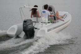 Надувная лодка GRAND Golden Line G480LF, подвесной лодочный мотор Yamaha F70AETL, GRAND Golden Line G480LF, GRAND G480LF