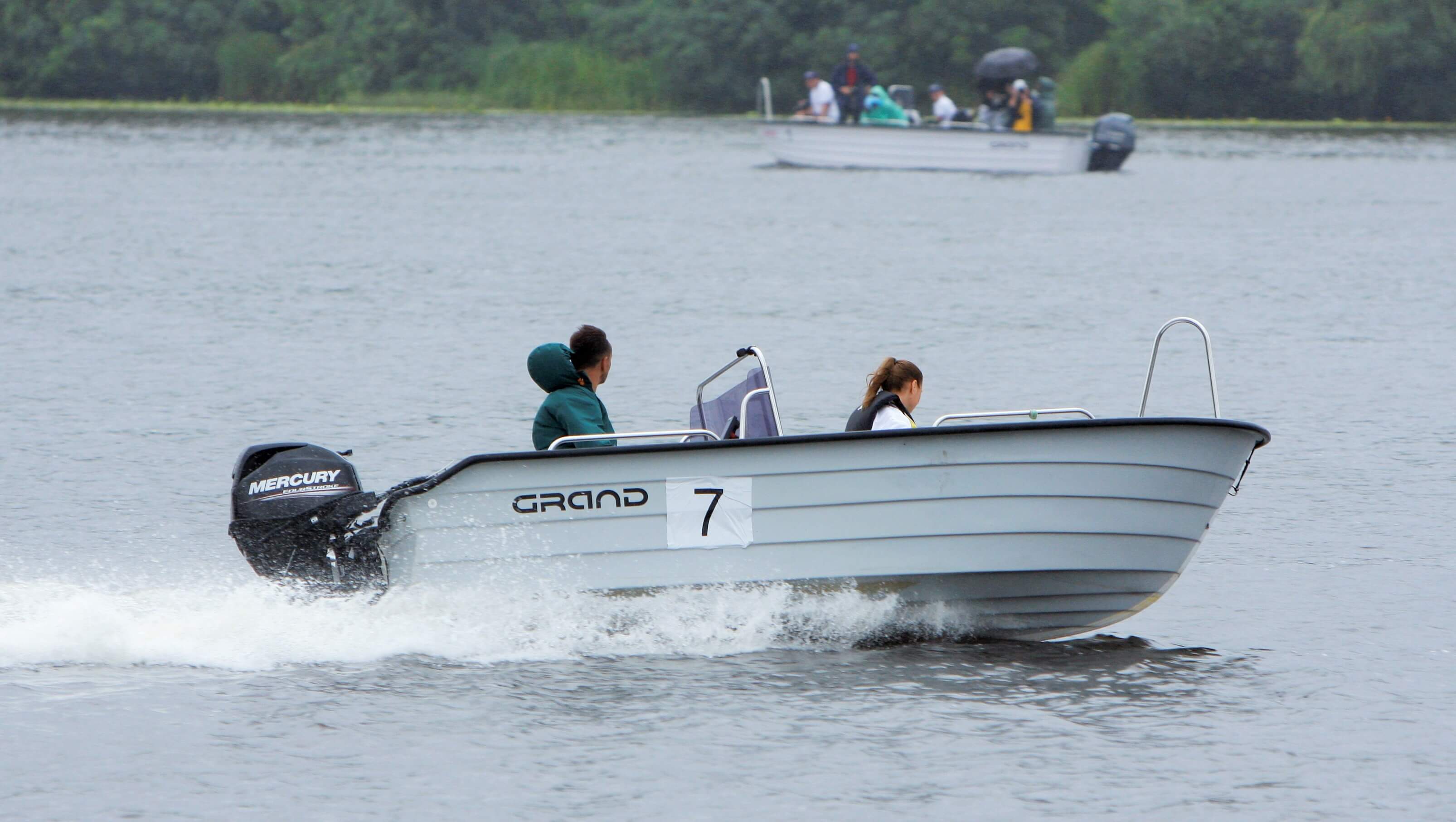 GRAND Nautilus N440L - Стеклопластиковая моторная лодка Стеклопластиковая моторная лодка GRAND Nautilus N440L, GRAND N440L, GRAND Nautilus, GRAND Nautilus N440L, Стеклопластиковая моторная лодка GRAND, Моторная лодка GRAND, Стеклопластиковая лодка GRAND, Лодка для рыбалки, Лодка для большой компании