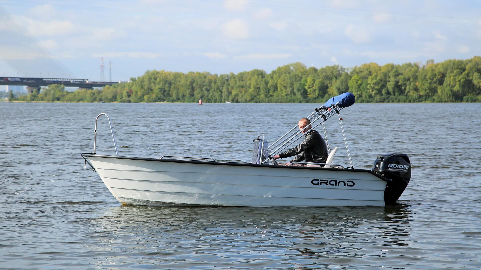GRAND Nautilus N440L - Стеклопластиковая моторная лодка Стеклопластиковая моторная лодка GRAND Nautilus N440L, GRAND N440L, GRAND Nautilus, GRAND Nautilus N440L, Стеклопластиковая моторная лодка GRAND, Моторная лодка GRAND, Стеклопластиковая лодка GRAND, Лодка для рыбалки, Лодка для большой компании