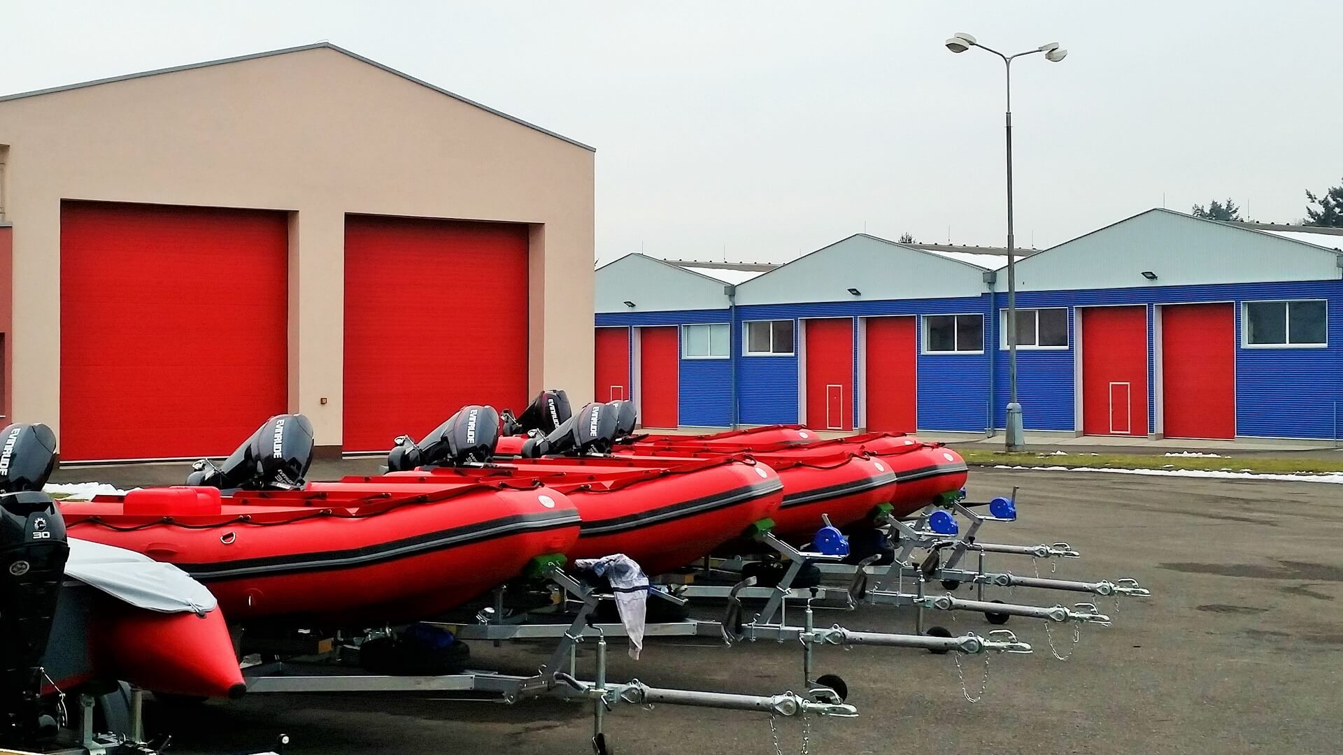 Надувная лодка для аварийно-спасательных служб на базе GRAND RANGER «R380» Складная надувная лодка с настилом GRAND Ranger R380, Надувная лодка GRAND Ranger R380, GRAND Ranger R380, GRAND R380, Надувная лодка GRAND, Надувная лодка ГРАНД, Разборная надувная лодка с настилом, Разборная надувная лодка, Fordable Boats
