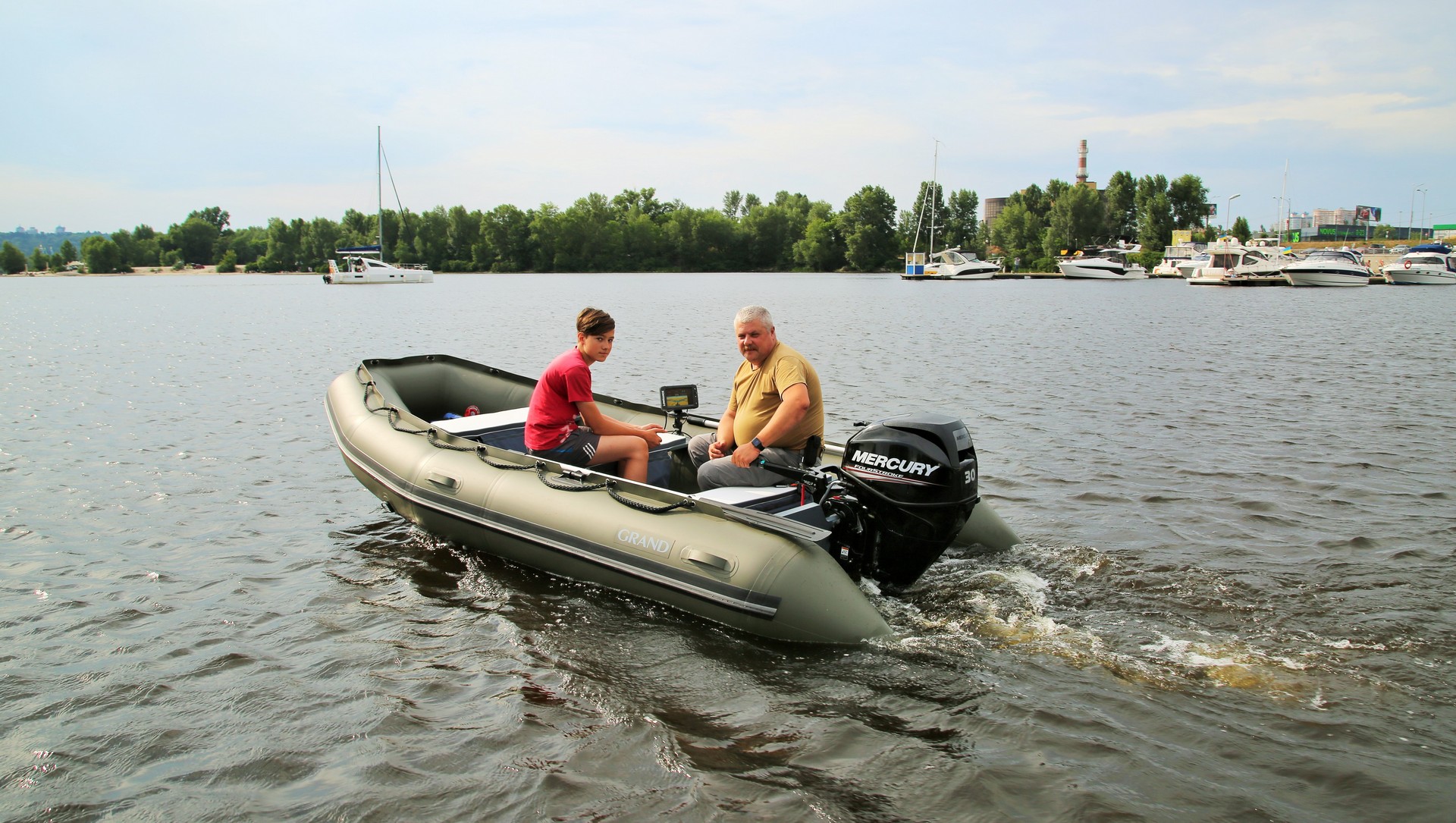 GRAND RANGER R420 - Складная надувная лодка Складная надувная лодка с настилом GRAND Ranger R420, Надувная лодка GRAND Ranger R420, GRAND Ranger R420, GRAND R420, Надувная лодка GRAND, Надувная лодка ГРАНД, Разборная надувная лодка с настилом, Разборная надувная лодка, Fordable Boats