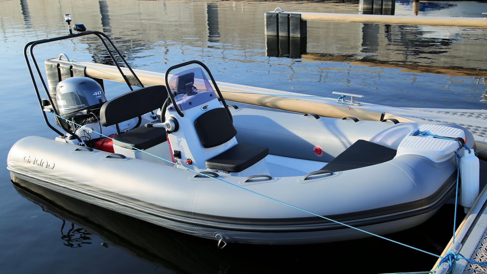 GRAND Silver Line S420NL - Надувная лодка с жестким дном Надувная лодка с жестким дном GRAND Silver Line S420NL, Надувная лодка GRAND Silver Line S420NL, GRAND Silver Line S420NL, GRAND Silver Line S420NLF, GRAND S420NL, GRAND S420NLF, GRAND S420, Надувная лодка GRAND, Надувная лодка ГРАНД, Надувная лодка с жестким дном, RIB, Rigid Inflatable Boats