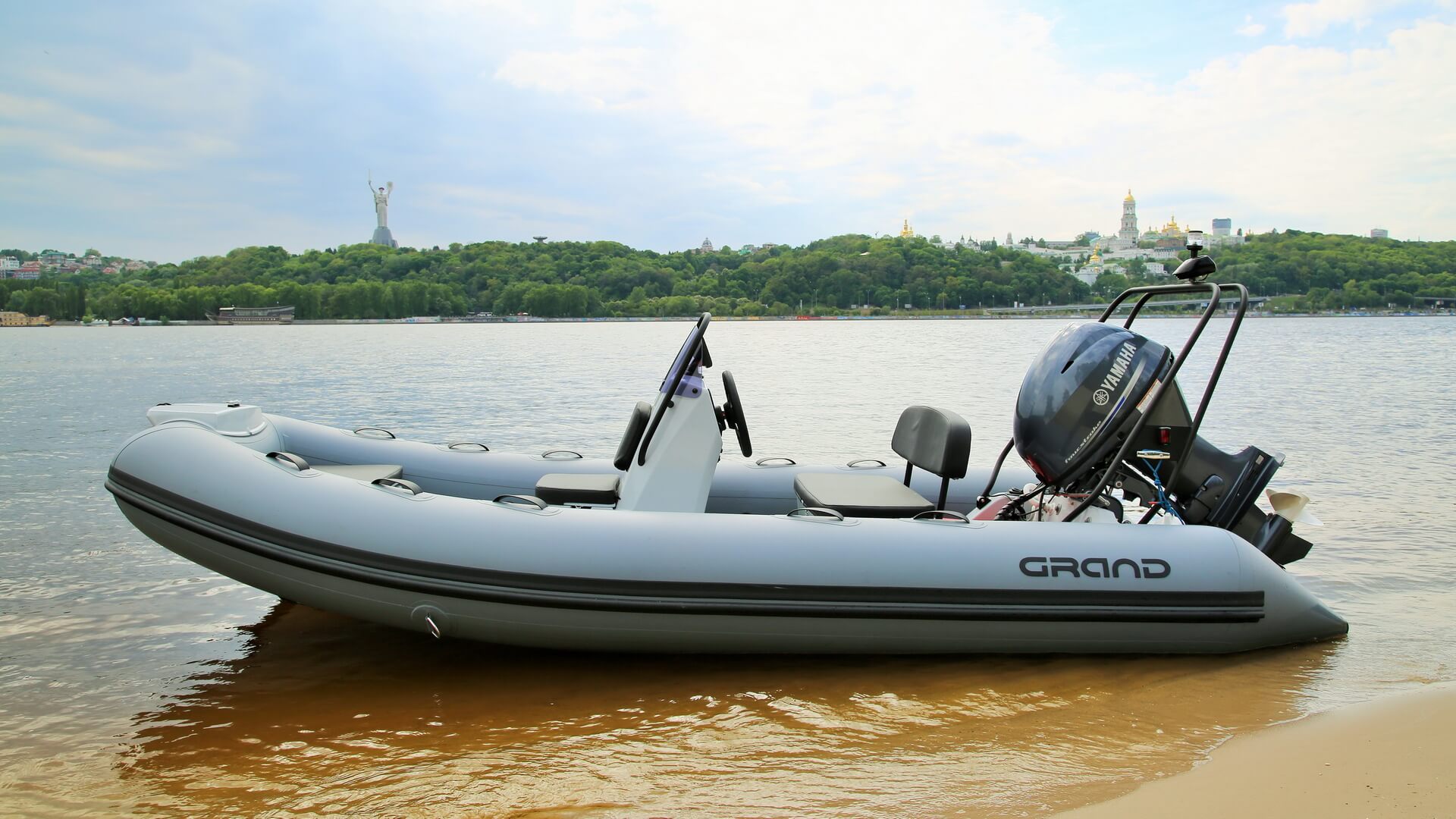 GRAND Silver Line S420NL - Надувная лодка с жестким дном Надувная лодка с жестким дном GRAND Silver Line S420NL, Надувная лодка GRAND Silver Line S420NL, GRAND Silver Line S420NL, GRAND Silver Line S420NLF, GRAND S420NL, GRAND S420NLF, GRAND S420, Надувная лодка GRAND, Надувная лодка ГРАНД, Надувная лодка с жестким дном, RIB, Rigid Inflatable Boats