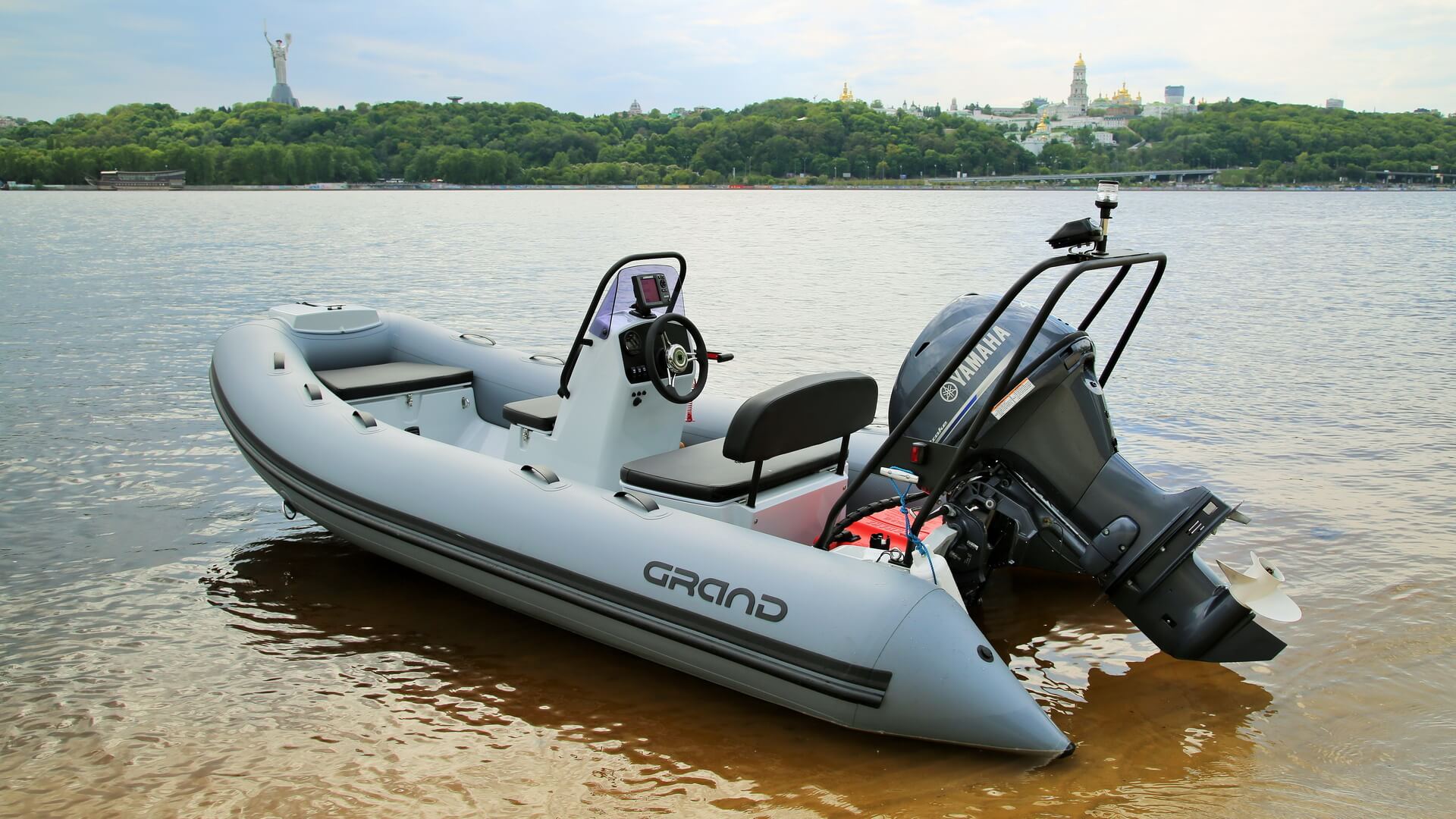 GRAND Silver Line S420NL - Надувная лодка с жестким дном Надувная лодка с жестким дном GRAND Silver Line S420NL, Надувная лодка GRAND Silver Line S420NL, GRAND Silver Line S420NL, GRAND Silver Line S420NLF, GRAND S420NL, GRAND S420NLF, GRAND S420, Надувная лодка GRAND, Надувная лодка ГРАНД, Надувная лодка с жестким дном, RIB, Rigid Inflatable Boats
