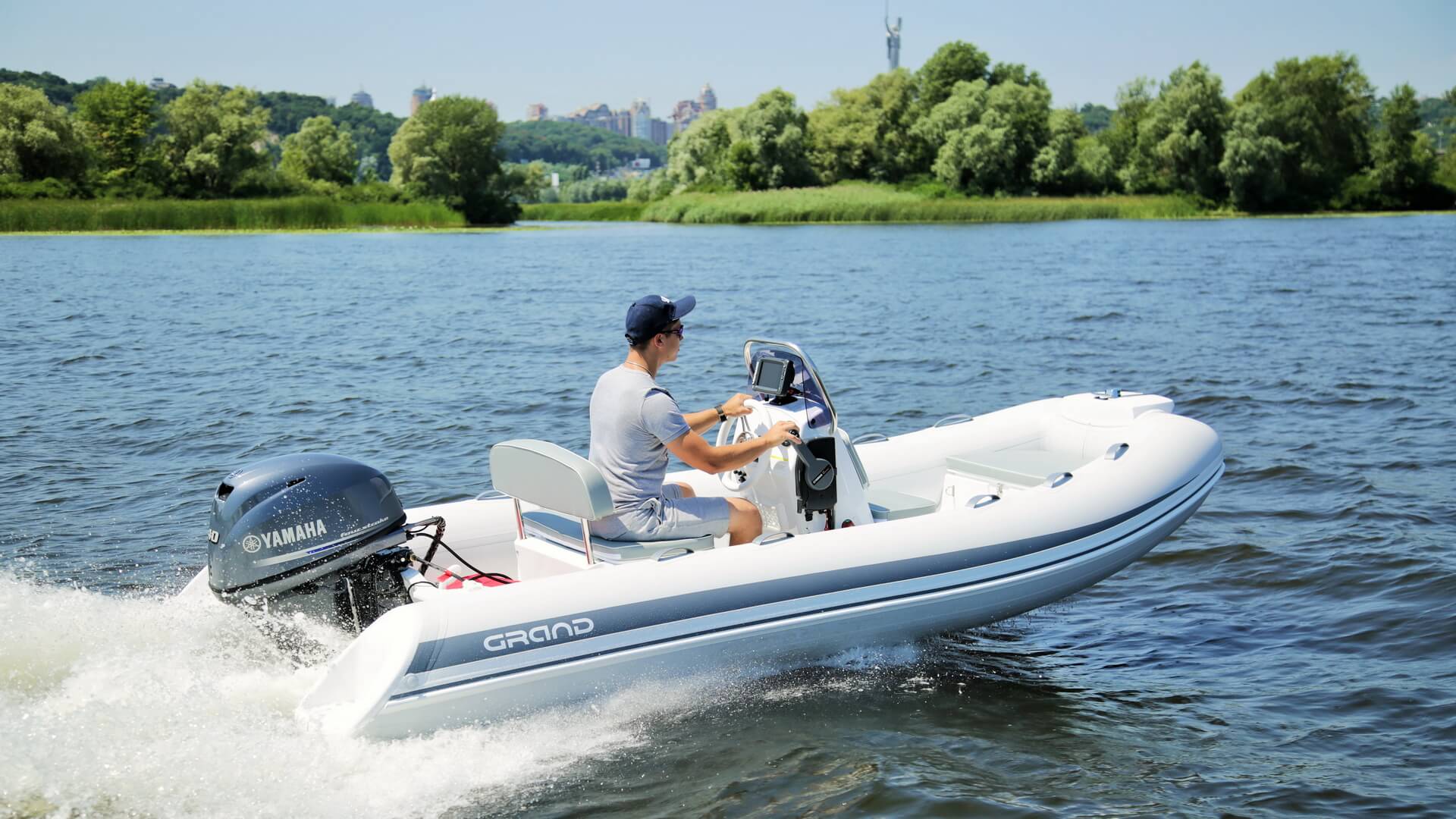 GRAND Silver Line S420NLF - Надувная лодка с жестким дном Надувная лодка с жестким дном GRAND Silver Line S420NL, Надувная лодка GRAND Silver Line S420NL, GRAND Silver Line S420NL, GRAND Silver Line S420NLF, GRAND S420NL, GRAND S420NLF, GRAND S420, Надувная лодка GRAND, Надувная лодка ГРАНД, Надувная лодка с жестким дном, RIB, Rigid Inflatable Boats