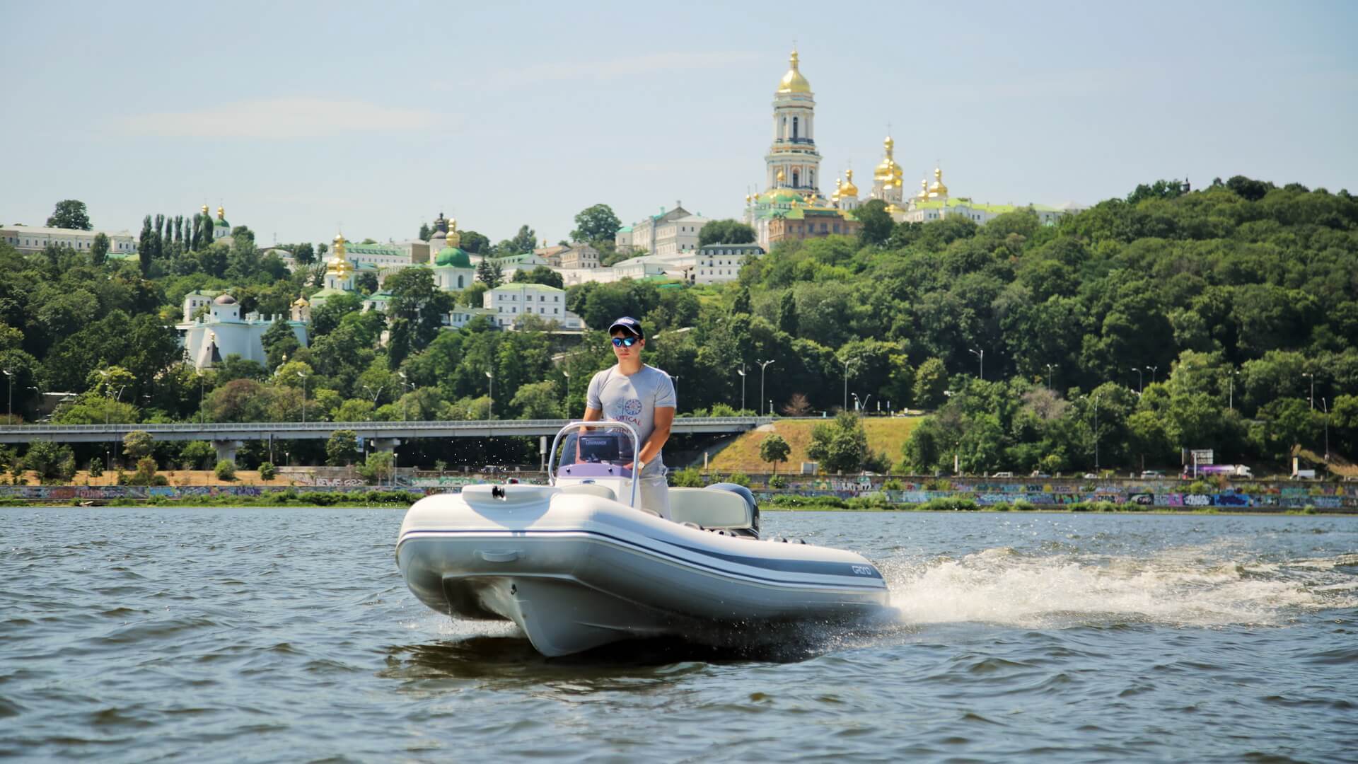 GRAND Silver Line S420NLF - Надувная лодка с жестким дном Надувная лодка с жестким дном GRAND Silver Line S420NL, Надувная лодка GRAND Silver Line S420NL, GRAND Silver Line S420NL, GRAND Silver Line S420NLF, GRAND S420NL, GRAND S420NLF, GRAND S420, Надувная лодка GRAND, Надувная лодка ГРАНД, Надувная лодка с жестким дном, RIB, Rigid Inflatable Boats