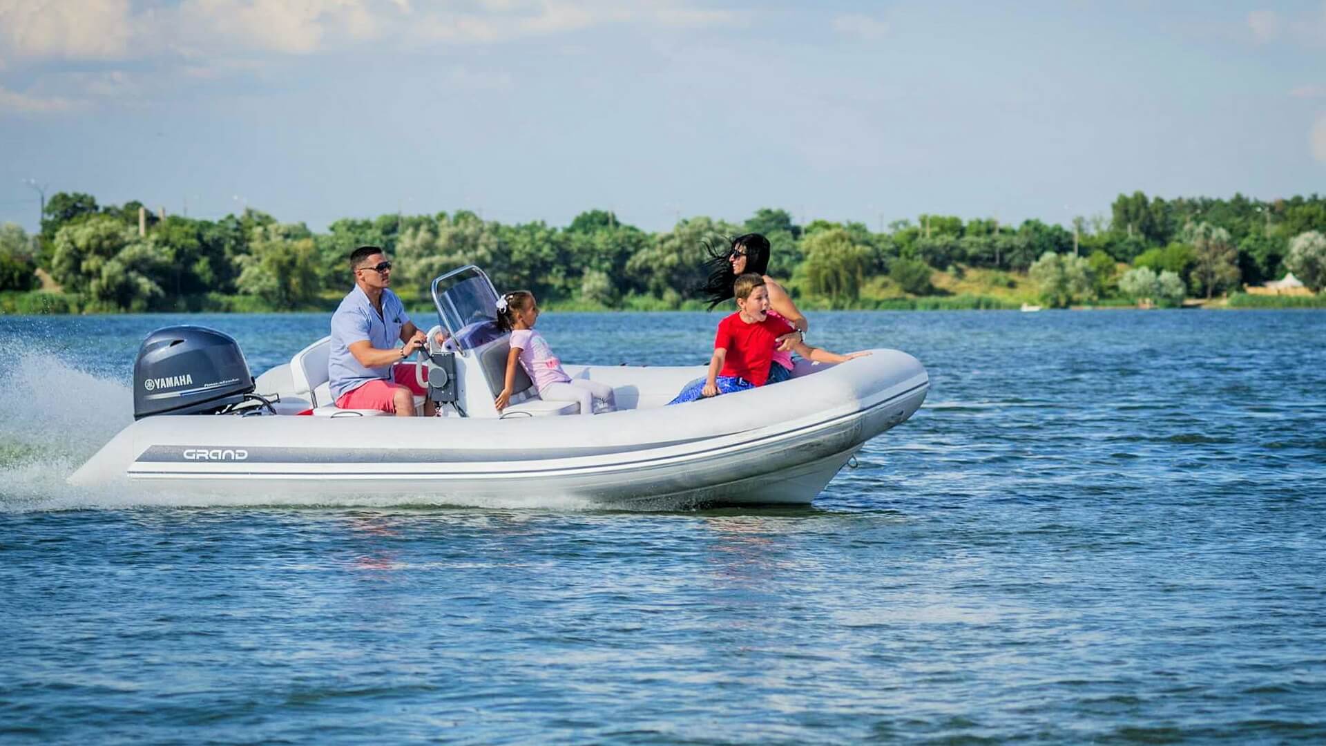 GRAND Silver Line S470NL - Надувная лодка с жестким дном (RIB) Надувная лодка с жестким дном GRAND Silver Line S470NL, Надувная лодка GRAND Silver Line S470NLF, GRAND Silver Line S470NL, GRAND Silver Line S470NLF, GRAND S470NL, GRAND S470NLF, GRAND S470, Надувная лодка GRAND, Надувная лодка ГРАНД, Надувная лодка с жестким дном, RIB, Rigid Inflatable Boats