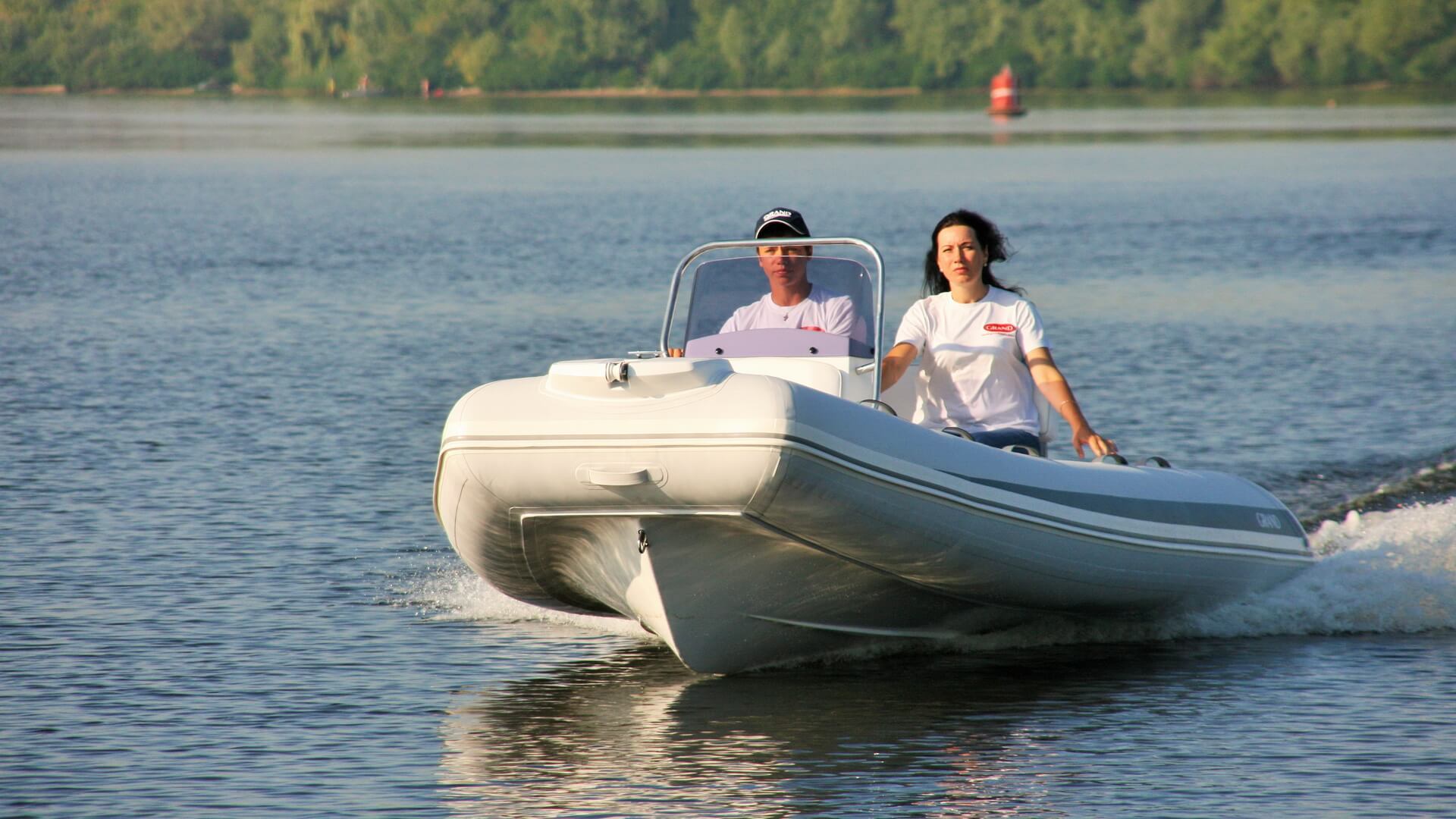 GRAND Silver Line S470NLF - Надувная лодка с жестким дном (RIB) Надувная лодка с жестким дном GRAND Silver Line S470NL, Надувная лодка GRAND Silver Line S470NLF, GRAND Silver Line S470NL, GRAND Silver Line S470NLF, GRAND S470NL, GRAND S470NLF, GRAND S470, Надувная лодка GRAND, Надувная лодка ГРАНД, Надувная лодка с жестким дном, RIB, Rigid Inflatable Boats
