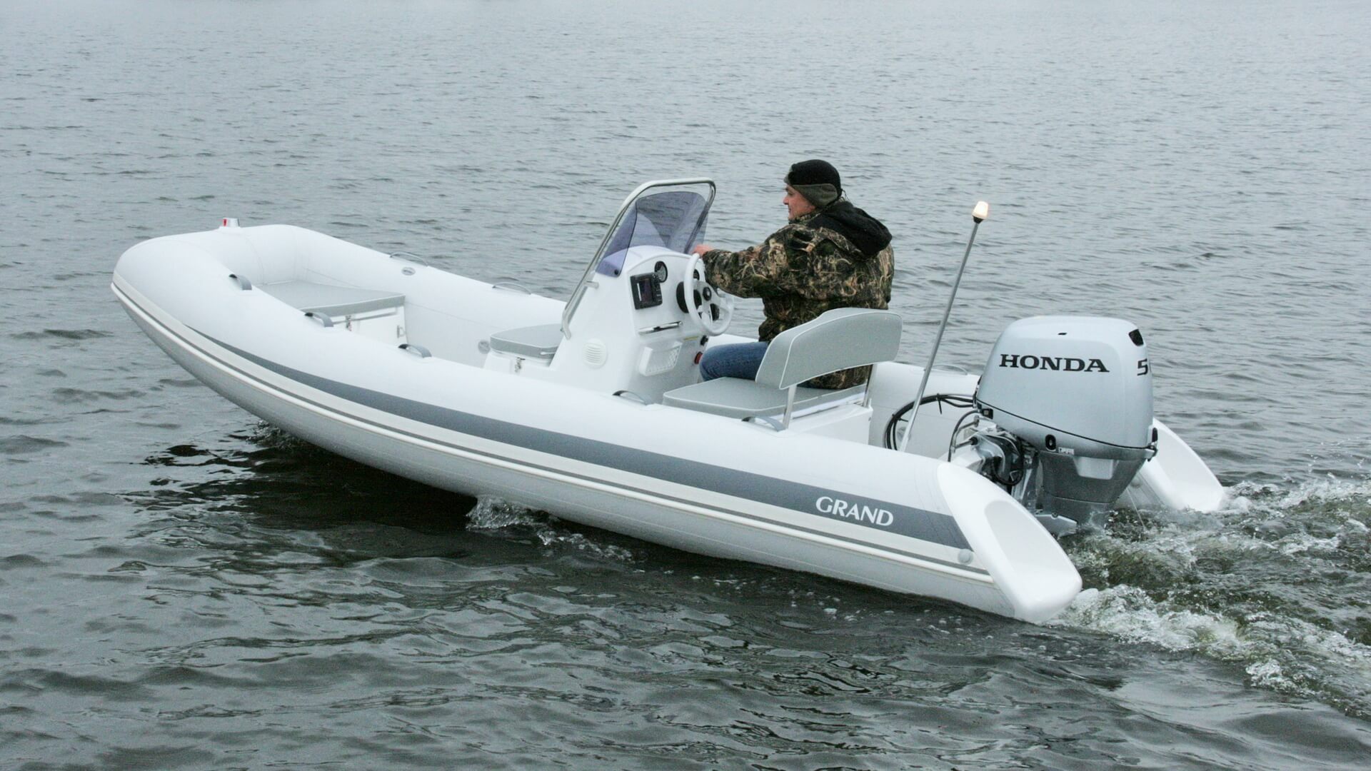 GRAND Silver Line S470NLF - Надувная лодка с жестким дном (RIB) Надувная лодка с жестким дном GRAND Silver Line S470NL, Надувная лодка GRAND Silver Line S470NLF, GRAND Silver Line S470NL, GRAND Silver Line S470NLF, GRAND S470NL, GRAND S470NLF, GRAND S470, Надувная лодка GRAND, Надувная лодка ГРАНД, Надувная лодка с жестким дном, RIB, Rigid Inflatable Boats
