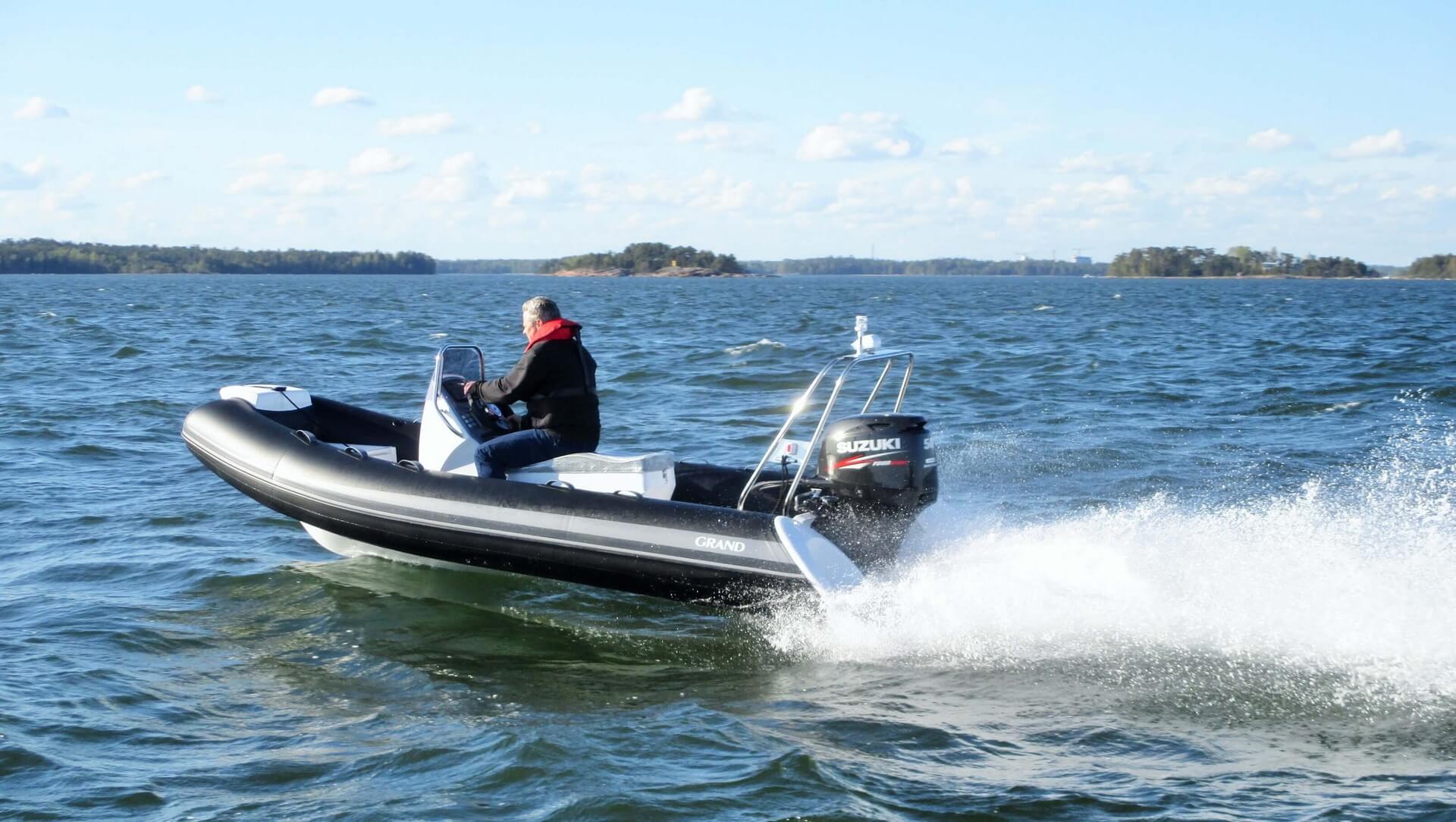 GRAND Silver Line S470NSF - Надувная лодка с жестким дном (RIB) Надувная лодка с жестким дном GRAND Silver Line S470NS, Надувная лодка GRAND Silver Line S470NS, GRAND Silver Line S470NSF, GRAND Silver Line S470NS, GRAND S470NSF, GRAND S470NS, GRAND S470, Надувная лодка GRAND, Надувная лодка ГРАНД, Надувная лодка с жестким дном, RIB, Rigid Inflatable Boats