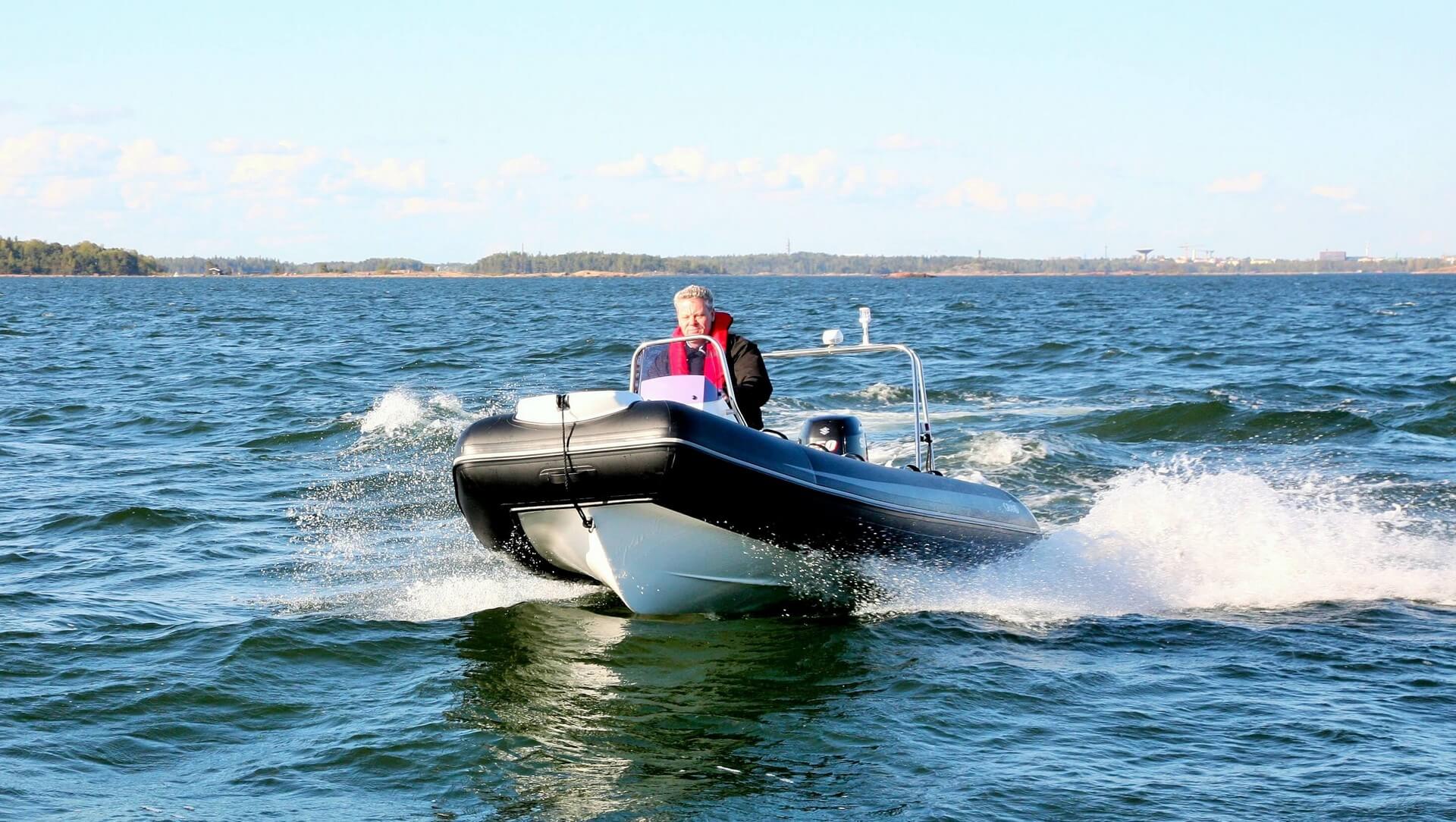 GRAND Silver Line S470NSF - Надувная лодка с жестким дном (RIB) Надувная лодка с жестким дном GRAND Silver Line S470NS, Надувная лодка GRAND Silver Line S470NS, GRAND Silver Line S470NSF, GRAND Silver Line S470NS, GRAND S470NSF, GRAND S470NS, GRAND S470, Надувная лодка GRAND, Надувная лодка ГРАНД, Надувная лодка с жестким дном, RIB, Rigid Inflatable Boats