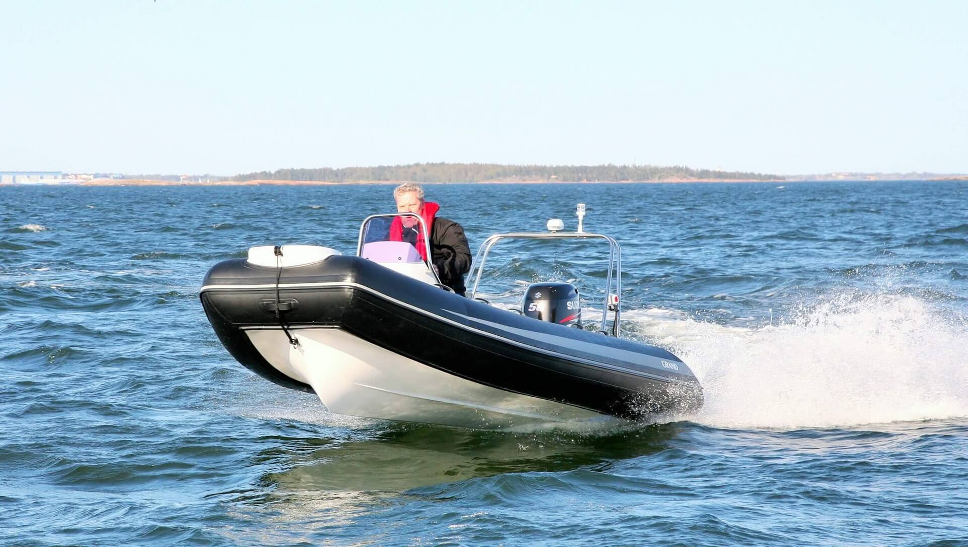 GRAND Silver Line S470NSF - Надувная лодка с жестким дном (RIB) Надувная лодка с жестким дном GRAND Silver Line S470NS, Надувная лодка GRAND Silver Line S470NS, GRAND Silver Line S470NSF, GRAND Silver Line S470NS, GRAND S470NSF, GRAND S470NS, GRAND S470, Надувная лодка GRAND, Надувная лодка ГРАНД, Надувная лодка с жестким дном, RIB, Rigid Inflatable Boats