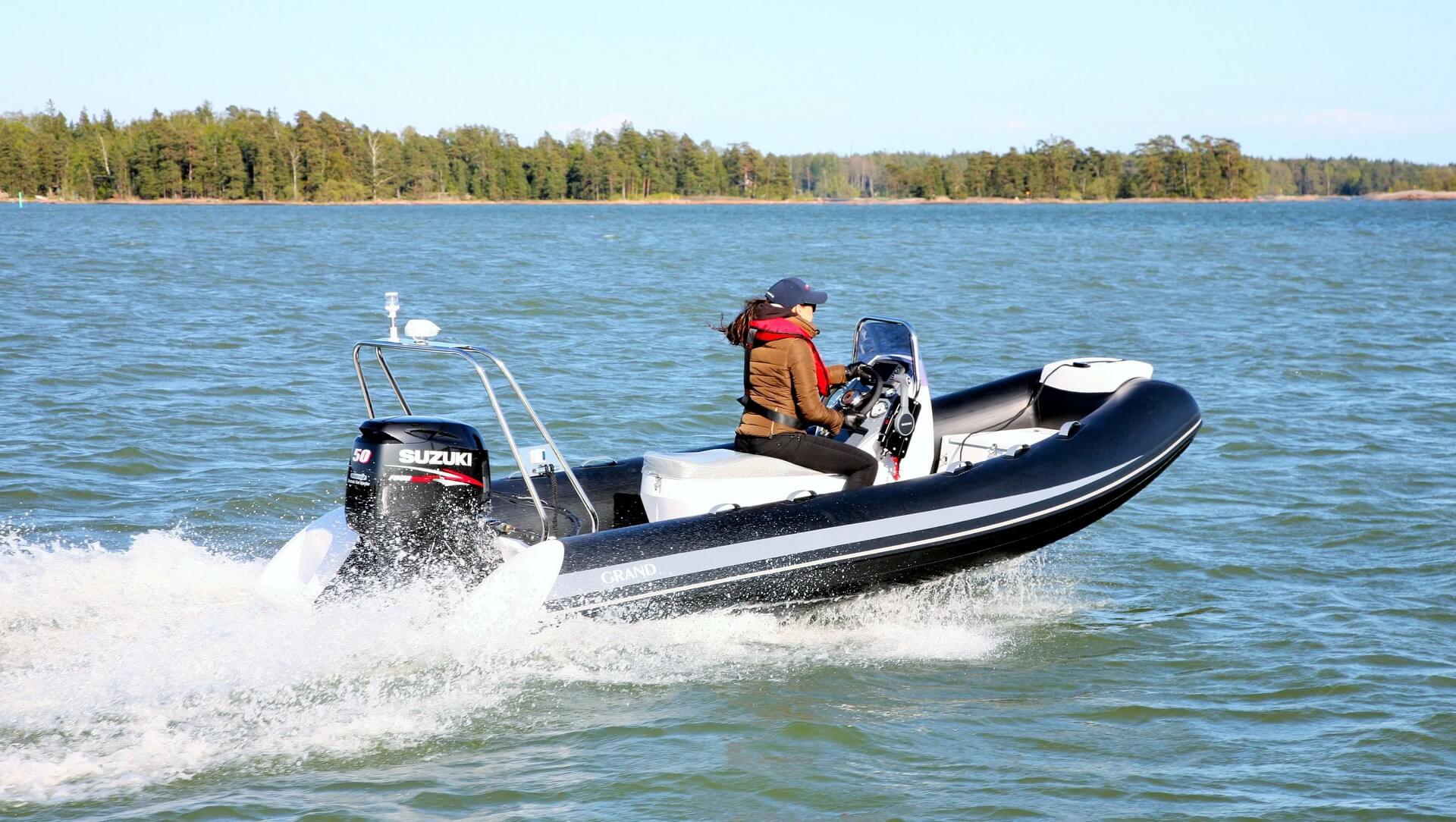 GRAND Silver Line S470NSF - Надувная лодка с жестким дном (RIB) Надувная лодка с жестким дном GRAND Silver Line S470NS, Надувная лодка GRAND Silver Line S470NS, GRAND Silver Line S470NSF, GRAND Silver Line S470NS, GRAND S470NSF, GRAND S470NS, GRAND S470, Надувная лодка GRAND, Надувная лодка ГРАНД, Надувная лодка с жестким дном, RIB, Rigid Inflatable Boats