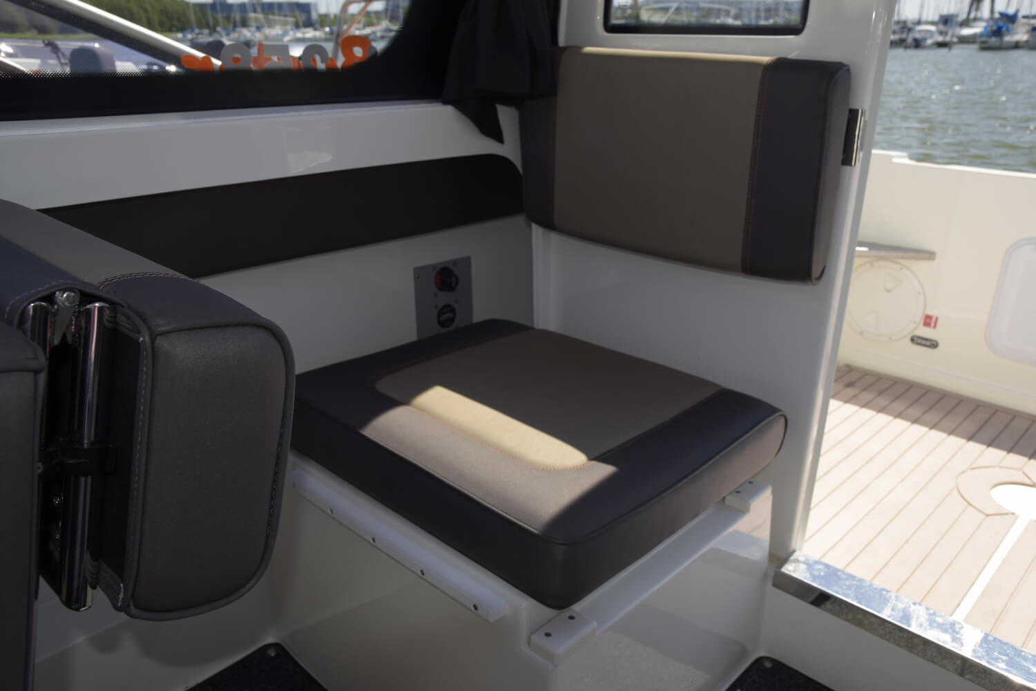 BUSTER CABIN Q - Алюминиевый катер BUSTER CABIN Q, BUSTER CABIN, Алюминиевая лодка Buster, Алюминиевая лодка Buster CABIN Q, Aluminium boat BUSTER CABIN Q, Алюминиевая лодка Buster CABIN, Aluminium boat BUSTER CABIN, Алюминиевый катер BUSTER CABIN Q, Алюминиевый катер BUSTER CABIN, Алюминиевый катер BUSTER