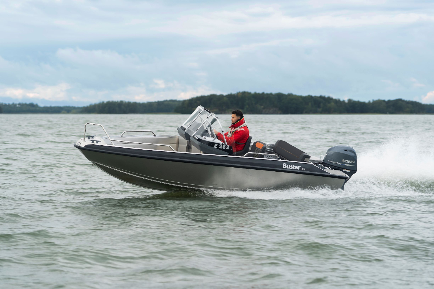 BUSTER Lx Q - Алюминиевая лодка BUSTER LX Q, BUSTER LX, Алюминиевая лодка Buster, Алюминиевая лодка Buster LX Q, Алюминиевая лодка Buster LX, Aluminium boat BUSTER LX Q, Aluminium boat BUSTER LX, Алюминиевый катер Buster LX, Алюмінієвий човен Buster LX, Алюмінієвий катер Buster LX