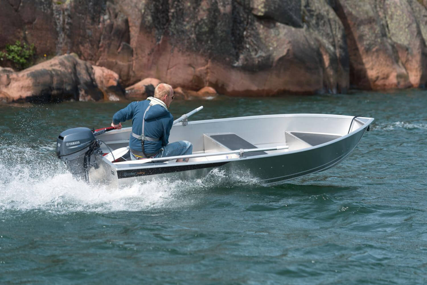 BUSTER MINI - Алюминиевая лодка BUSTER MINI, Алюминиевая лодка Buster, Алюминиевая лодка Buster MINI, Aluminium boat BUSTER MINI, Алюмінієвий човен Buster MINI, Алюминиевый катер Buster MINI, Алюмінієвий катер Buster MINI