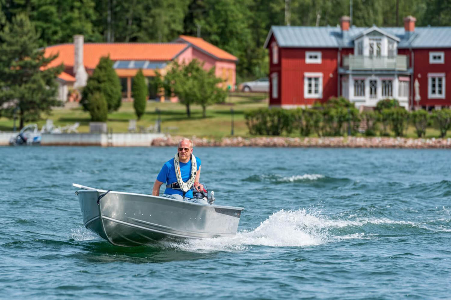 BUSTER MINI - Алюминиевая лодка BUSTER MINI, Алюминиевая лодка Buster, Алюминиевая лодка Buster MINI, Aluminium boat BUSTER MINI, Алюмінієвий човен Buster MINI, Алюминиевый катер Buster MINI, Алюмінієвий катер Buster MINI