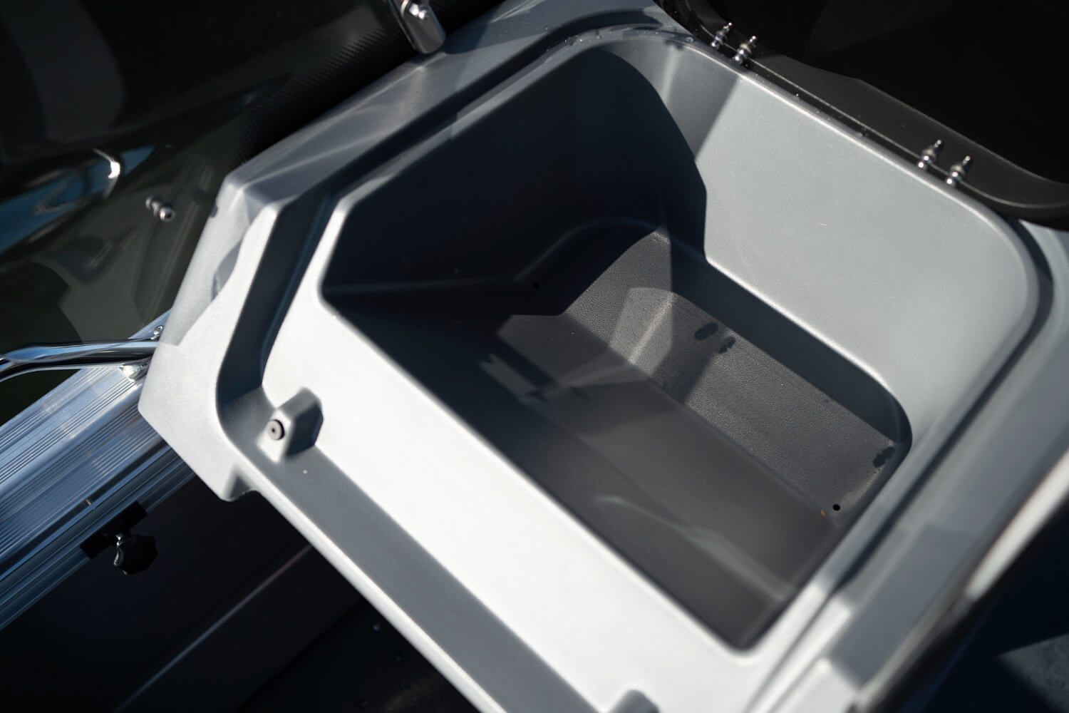 BUSTER S2 - Алюминиевая лодка BUSTER S2, Алюминиевая лодка Buster, Алюминиевая лодка Buster S2, Aluminium boat BUSTER S2, Алюмінієвий човен Buster S2, Алюминиевый катер Buster S2, Алюмінієвий катер Buster S2