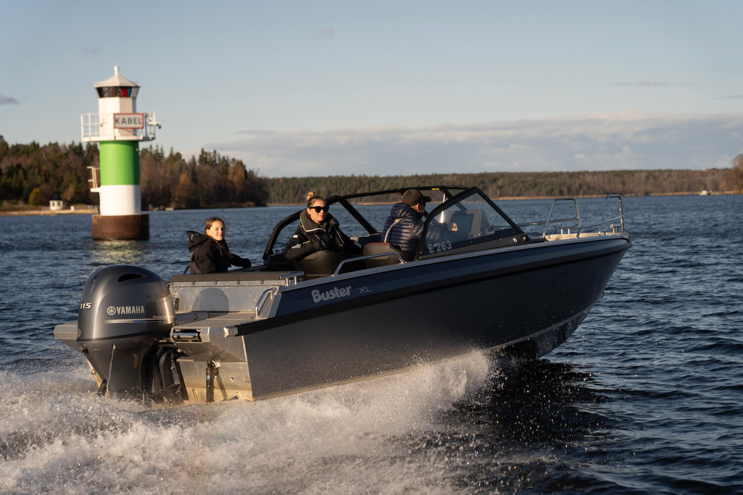 BUSTER XL Q - Алюминиевый катер BUSTER XL Q, BUSTER XL, Алюминиевая лодка Buster, Алюминиевая лодка Buster XL Q, Aluminium boat BUSTER XL Q, Алюминиевая лодка Buster XL, Алюминиевый катер BUSTER XL, Aluminium boat BUSTER XL