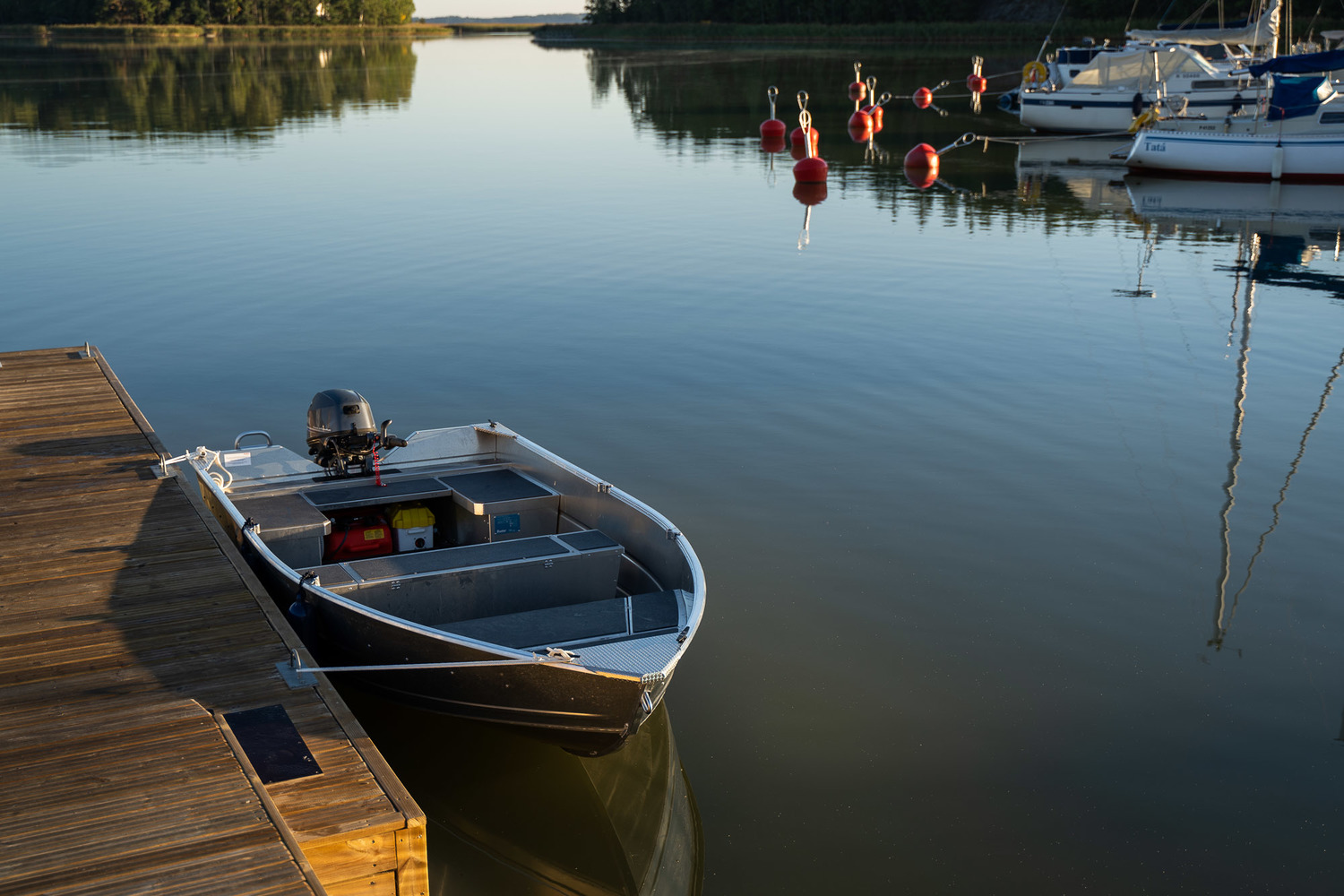 BUSTER XS - Алюминиевая лодка BUSTER XS, Алюминиевая лодка Buster, Алюминиевая лодка Buster XS, Aluminium boat BUSTER XS, Алюмінієвий човен Buster XS, Алюминиевый катер Buster XS