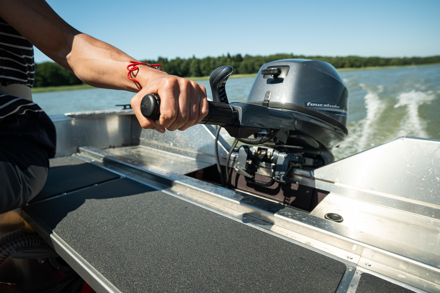 BUSTER XS - Алюминиевая лодка BUSTER XS, Алюминиевая лодка Buster, Алюминиевая лодка Buster XS, Aluminium boat BUSTER XS, Алюмінієвий човен Buster XS, Алюминиевый катер Buster XS