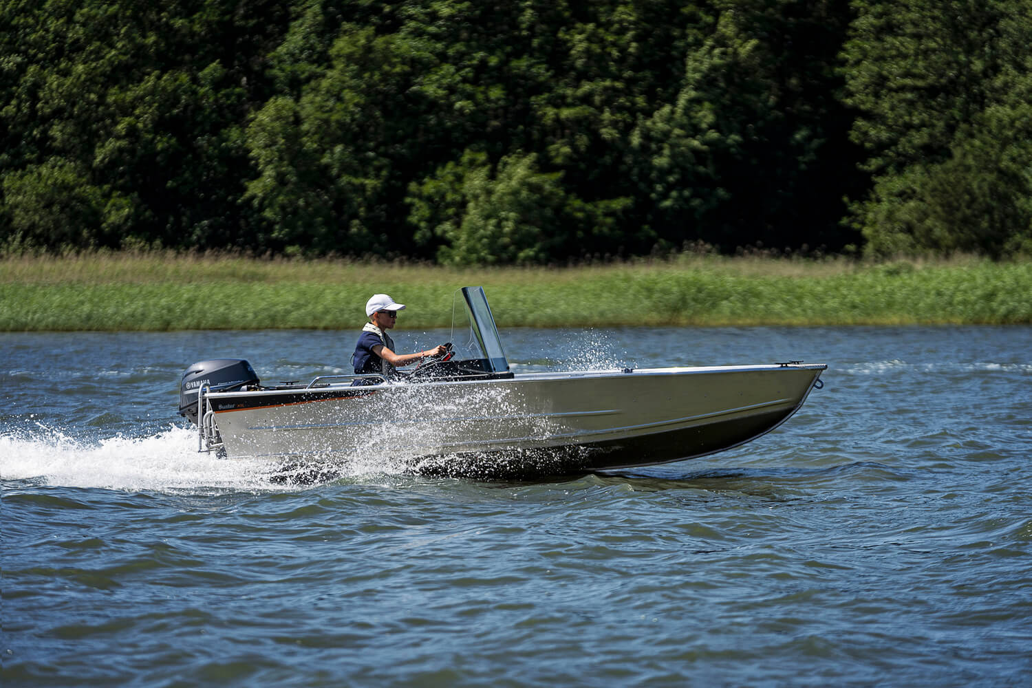 BUSTER XSR - Алюминиевая лодка BUSTER XSR, Алюминиевая лодка Buster, Алюминиевая лодка Buster XSR, Aluminium boat BUSTER XSR, Алюмінієвий човен Buster XSR, Алюмінієвий катер Buster XSR, Алюминиевый катер Buster XSR