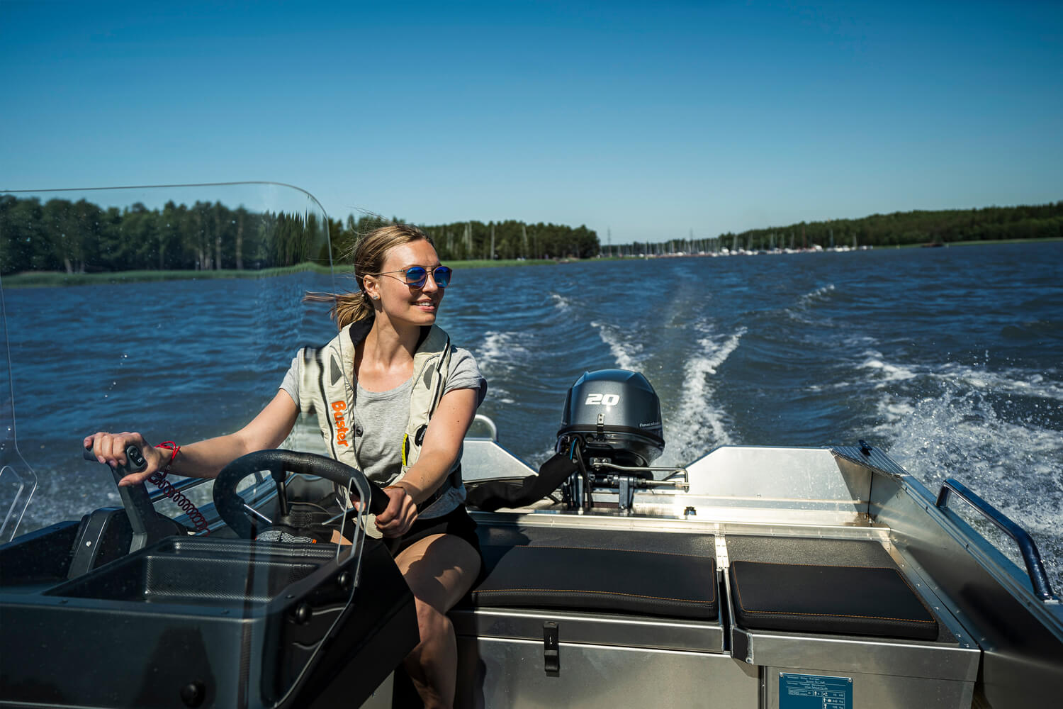 BUSTER XSR - Алюминиевая лодка BUSTER XSR, Алюминиевая лодка Buster, Алюминиевая лодка Buster XSR, Aluminium boat BUSTER XSR, Алюмінієвий човен Buster XSR, Алюмінієвий катер Buster XSR, Алюминиевый катер Buster XSR