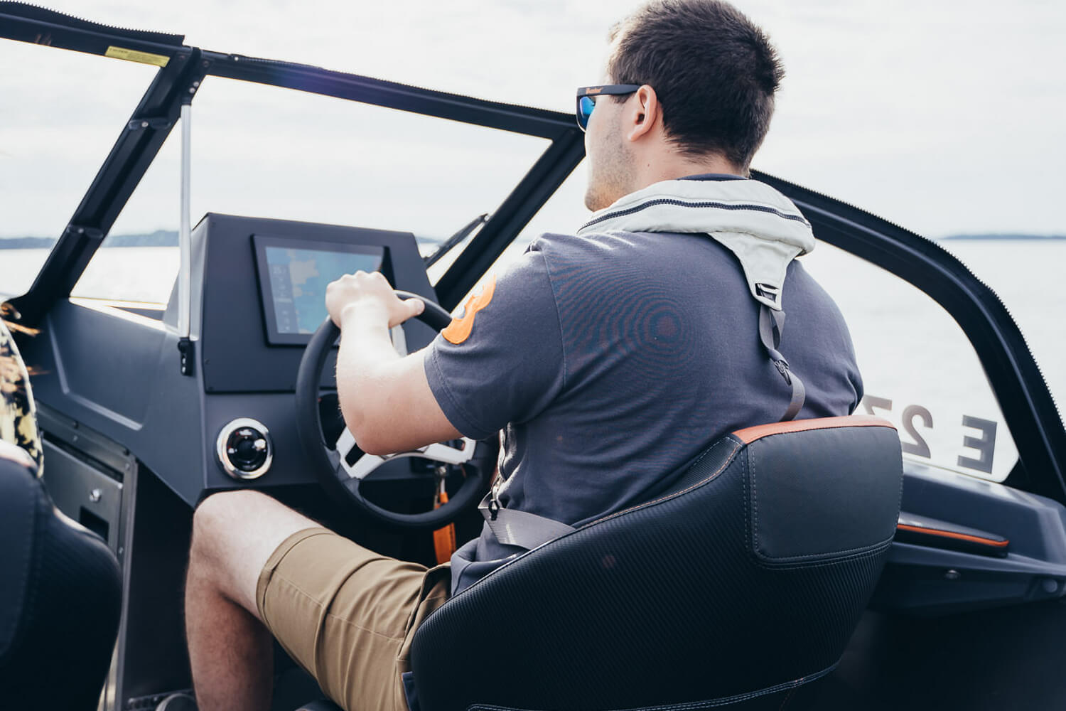BUSTER XXL Q - Алюминиевый катер BUSTER XXL Q, BUSTER XXL, Алюминиевая лодка Buster, Алюминиевая лодка Buster XXL Q, Aluminium boat BUSTER XXL Q, Алюминиевая лодка Buster XXL, Aluminium boat BUSTER XXL, Алюминиевый катер BUSTER XXL Q, Алюминиевый катер BUSTER XXL