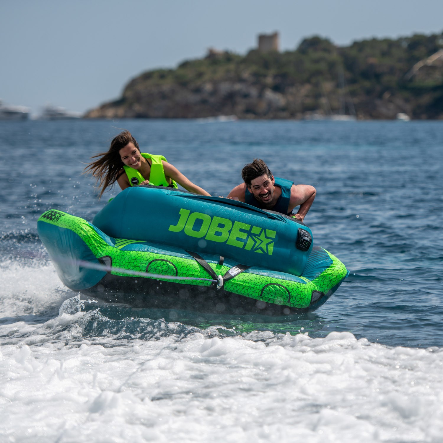 Binar Towable 2P Jobe - Надувной буксируемый водный аттракцион Binar Towable 2P Jobe, Jobe 230223001, 230223001, Binar JOBE, Binar 2P JOBE, Jobe Binar 2P, Jobe, Надувной буксируемый водный аттракцион, буксируемый надувной водный аттракцион, надувной водный аттракцион, водный аттракцион, буксируемый водный аттракцион, буксируемый аттракцион, водный аттракцион Jobe, двухместная плюшка, плюшка