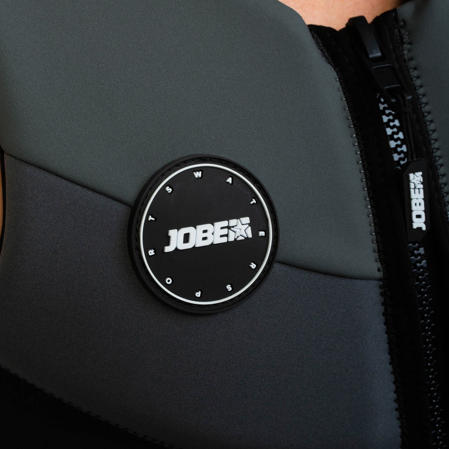 Neoprene Life Vest Men Graphite Grey JOBE - Жилет страховочный мужской Neoprene Life Vest Men Graphite Grey JOBE, Vest Men JOBE, 244922001, JOBE 244922001, Жилет страхувальний чоловічий, Жилет страхувальний, Жилет рятувальний, Жилет страховочный мужской, Жилет страховочный, Жилет спасательный, водный жилет