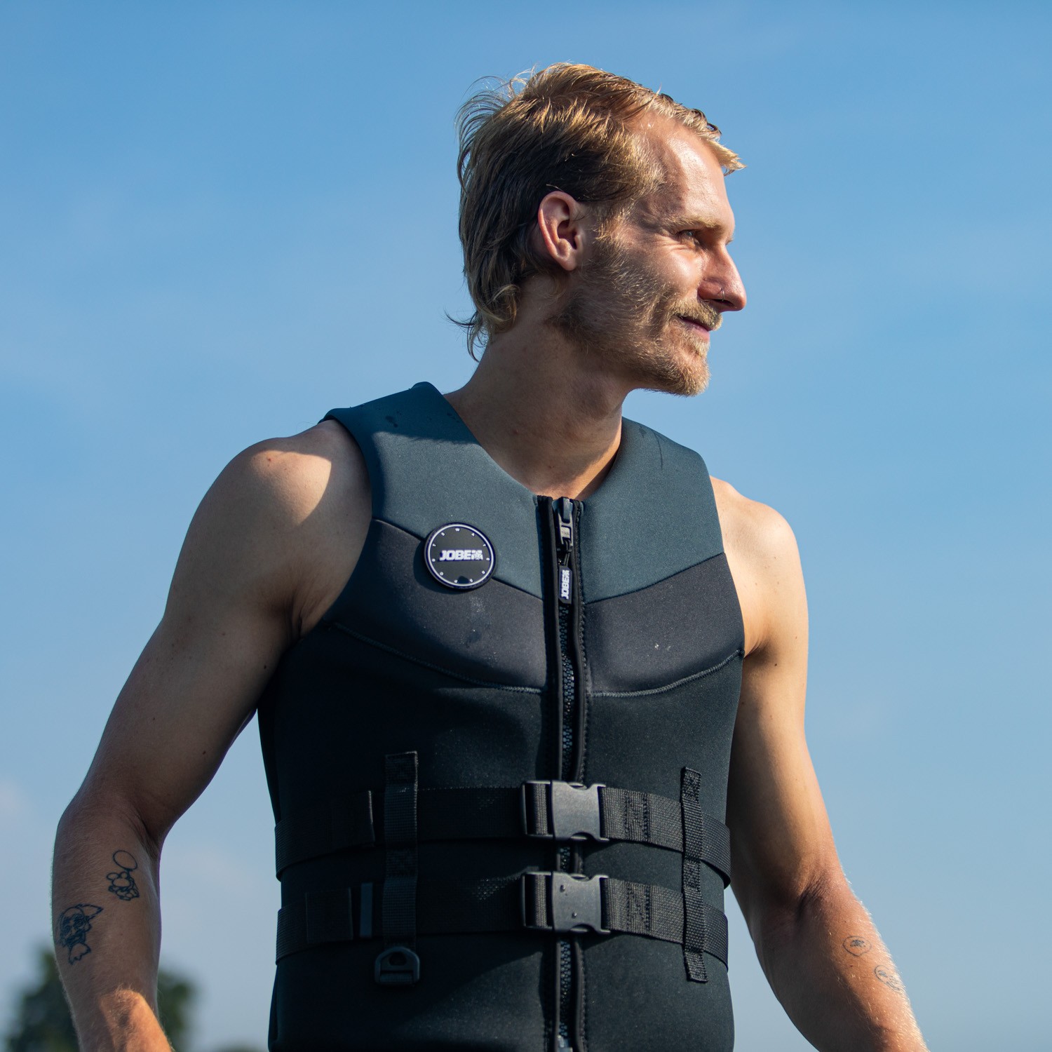 Neoprene Life Vest Men Graphite Grey JOBE - Жилет страховочный мужской Neoprene Life Vest Men Graphite Grey JOBE, Vest Men JOBE, 244922001, JOBE 244922001, Жилет страхувальний чоловічий, Жилет страхувальний, Жилет рятувальний, Жилет страховочный мужской, Жилет страховочный, Жилет спасательный, водный жилет