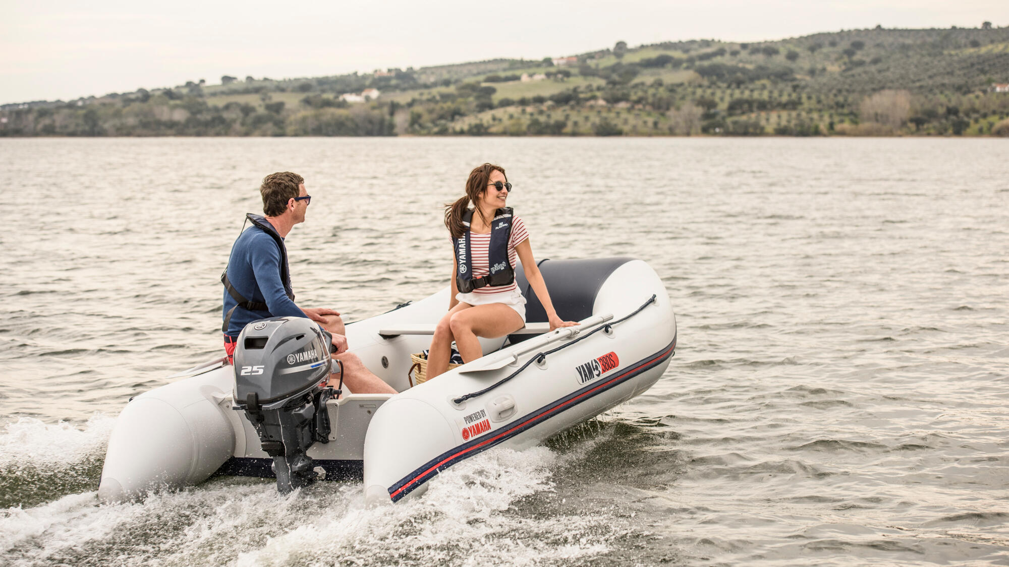 Четырёхтактный подвесной лодочный мотор YAMAHA F25SMHC (F25GMHS) Подвесной лодочный мотор YAMAHA F25GMHS, лодочный мотор YAMAHA F25GMHS, YAMAHA F25GMHS, лодочный мотор YAMAHA F25G, YAMAHA F25G, YAMAHA F25, Ямаха 25, Ямаха Ф25, Yamaha F25SMHC, Підвісний човновий мотор Yamaha F25SMHC, човновий мотор Yamaha F25SMHC, човновий двигун Yamaha F25SMHC
