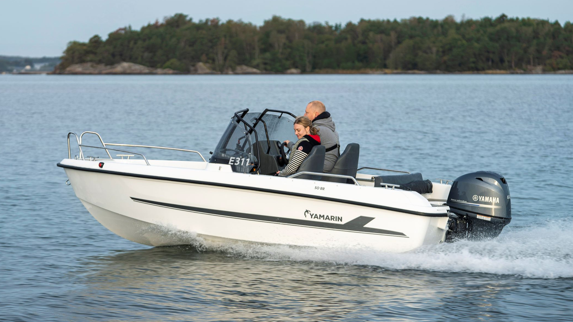 Yamarin 50 Bow Rider - Стеклопластиковая лодка с открытым вместительным носовым кокпитом Yamarin 50 Bow Rider, Yamarin 50 BR, Yamarin 50BR, Стеклопластиковая лодка Yamarin, Стеклопластиковая лодка Yamarin 50 BR, Стеклопластиковая лодка Yamarin 50 Bow Rider, Стеклопластиковый катер Yamarin, Стеклопластиковый катер Yamarin 50 BR, Стеклопластиковый катер Yamarin 50 Bow Rider, Ямарин 50 БР