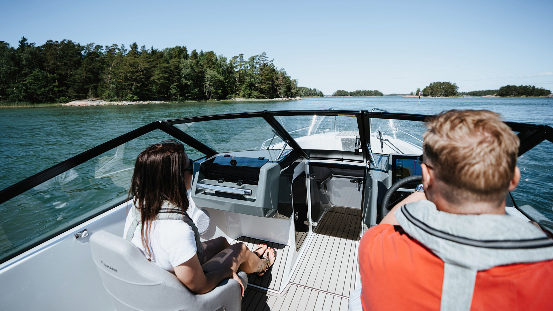 Yamarin 59 Bow Rider - Стеклопластиковый катер с открытым вместительным носовым кокпитом Yamarin 59 Bow Rider, Yamarin 59 BR, Yamarin 59BR, Стеклопластиковая лодка Yamarin, Стеклопластиковая лодка Yamarin 59 BR, Стеклопластиковая лодка Yamarin 59 Bow Rider, Стеклопластиковый катер Yamarin, Стеклопластиковый катер Yamarin 59 BR, Стеклопластиковый катер Yamarin 59 Bow Rider, Ямарин 59 БР
