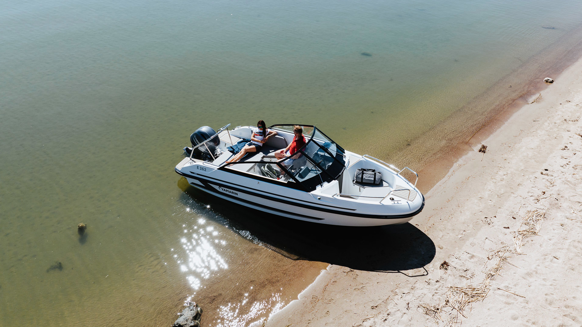 Yamarin 59 Bow Rider - Стеклопластиковый катер с открытым вместительным носовым кокпитом Yamarin 59 Bow Rider, Yamarin 59 BR, Yamarin 59BR, Стеклопластиковая лодка Yamarin, Стеклопластиковая лодка Yamarin 59 BR, Стеклопластиковая лодка Yamarin 59 Bow Rider, Стеклопластиковый катер Yamarin, Стеклопластиковый катер Yamarin 59 BR, Стеклопластиковый катер Yamarin 59 Bow Rider, Ямарин 59 БР
