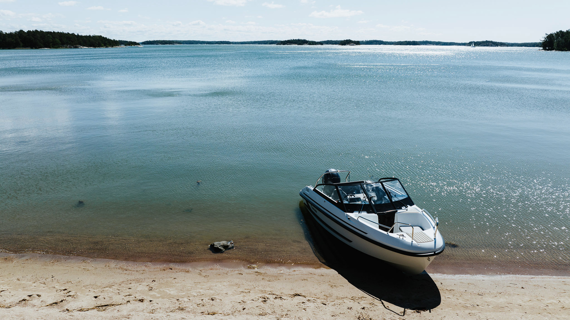 Yamarin 59 Bow Rider - Стеклопластиковый катер с открытым вместительным носовым кокпитом Yamarin 59 Bow Rider, Yamarin 59 BR, Yamarin 59BR, Стеклопластиковая лодка Yamarin, Стеклопластиковая лодка Yamarin 59 BR, Стеклопластиковая лодка Yamarin 59 Bow Rider, Стеклопластиковый катер Yamarin, Стеклопластиковый катер Yamarin 59 BR, Стеклопластиковый катер Yamarin 59 Bow Rider, Ямарин 59 БР
