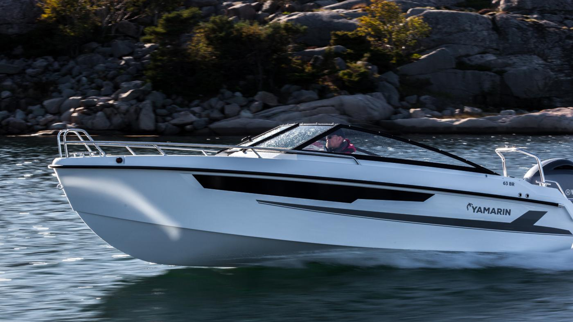 Yamarin 63 Bow Rider - Стеклопластиковый катер с открытым вместительным носовым кокпитом Yamarin 63 Bow Rider, Yamarin 63 BR, Yamarin 63BR, Стеклопластиковая лодка Yamarin, Стеклопластиковая лодка Yamarin 63 BR, Стеклопластиковая лодка Yamarin 63 Bow Rider, Стеклопластиковый катер Yamarin, Стеклопластиковый катер Yamarin 63 BR, Стеклопластиковый катер Yamarin 63 Bow Rider, Ямарин 63 БР